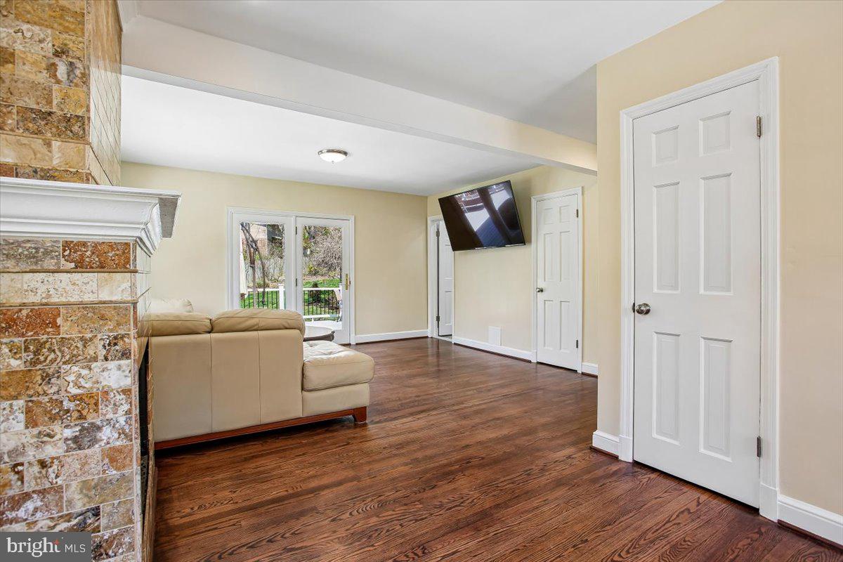 BALLANTRAE - Residential