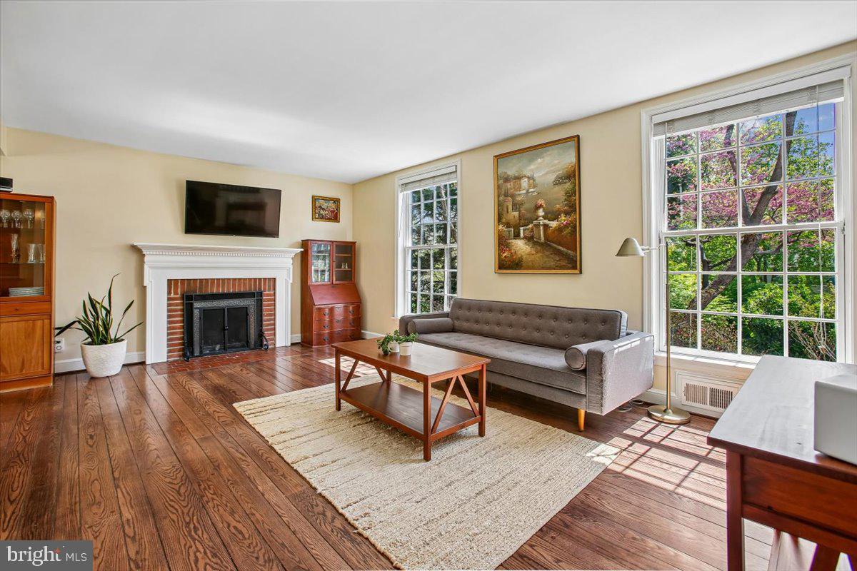 BALLANTRAE - Residential