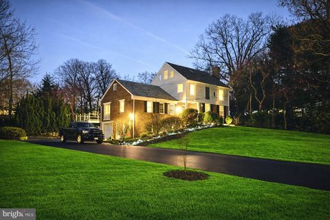 1305 KEY DRIVE ALEXANDRIA VA 22302