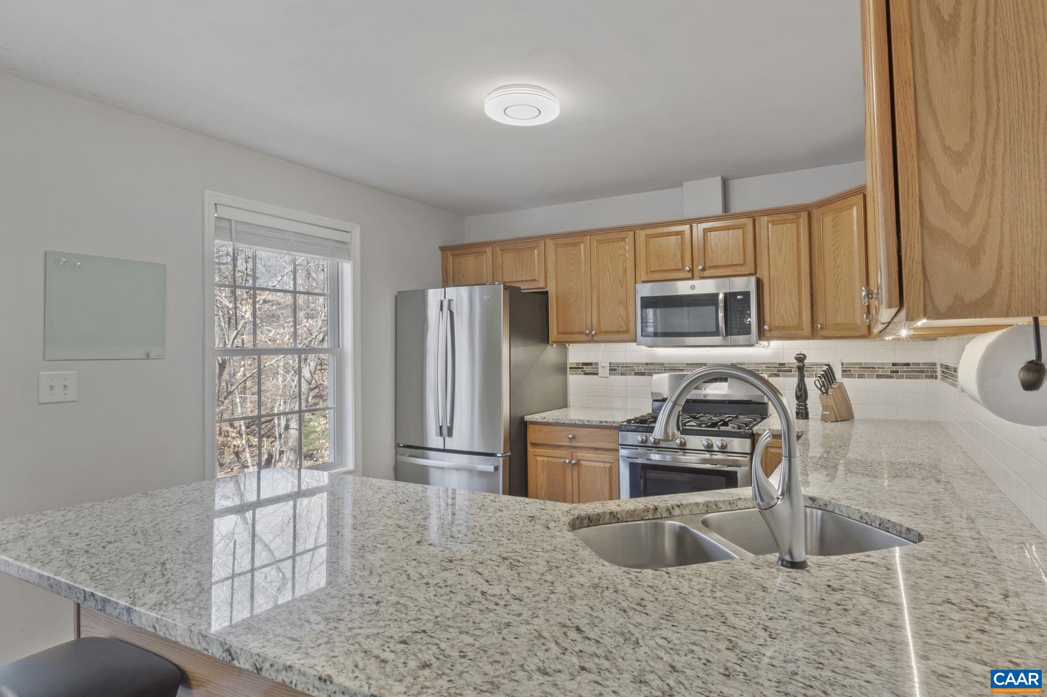 LAKE MONTICELLO - Residential