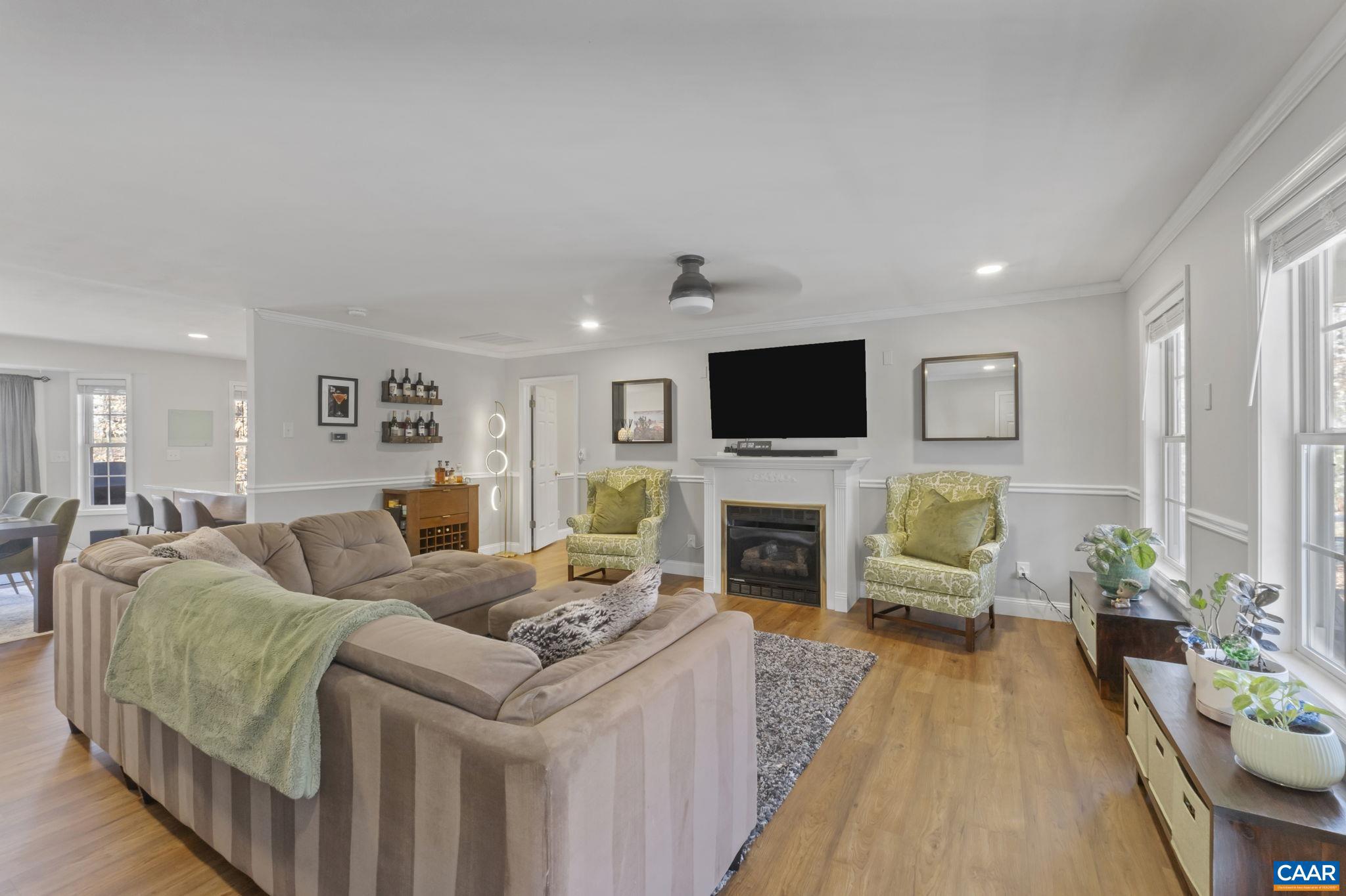 LAKE MONTICELLO - Residential