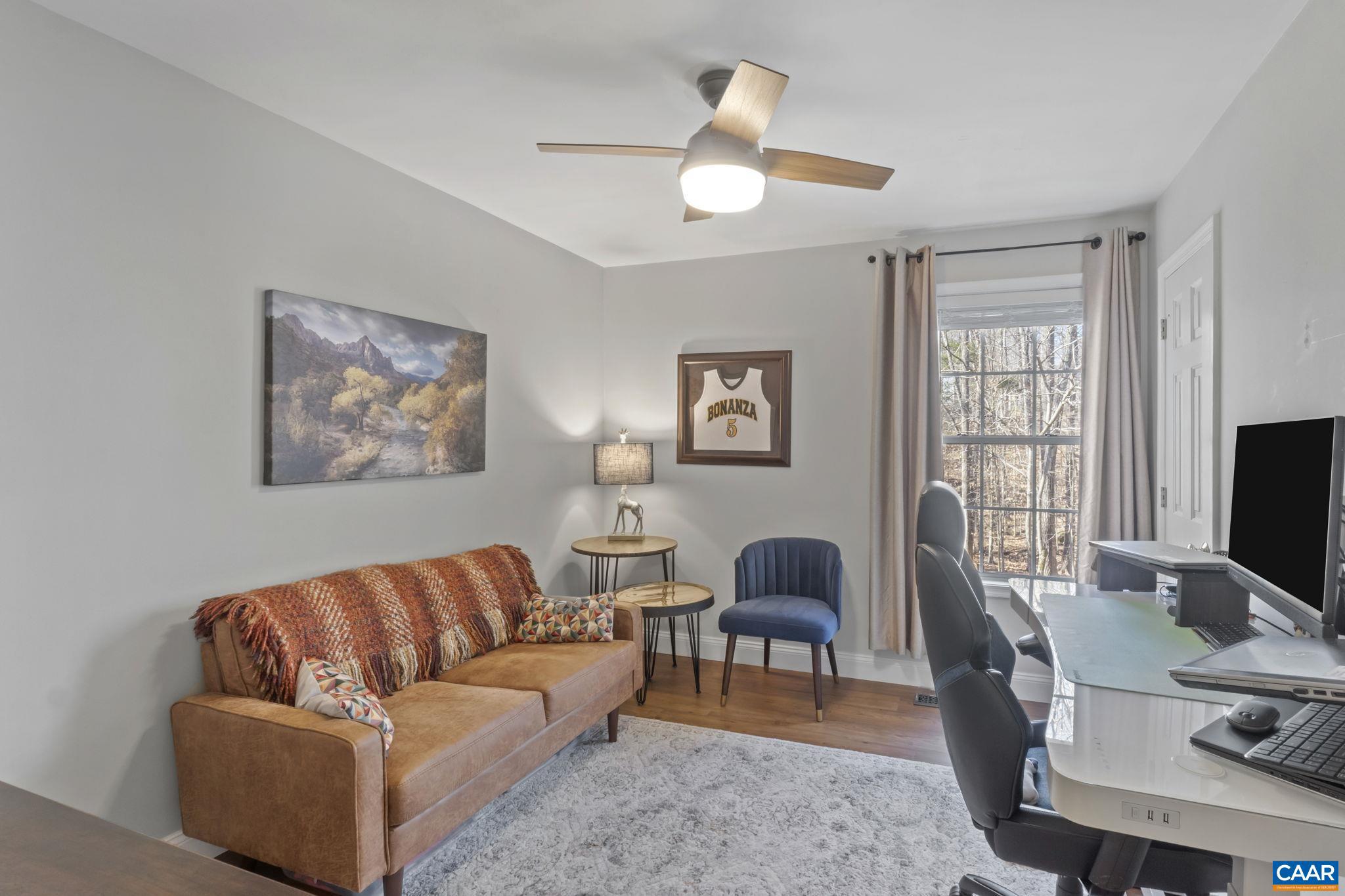 LAKE MONTICELLO - Residential