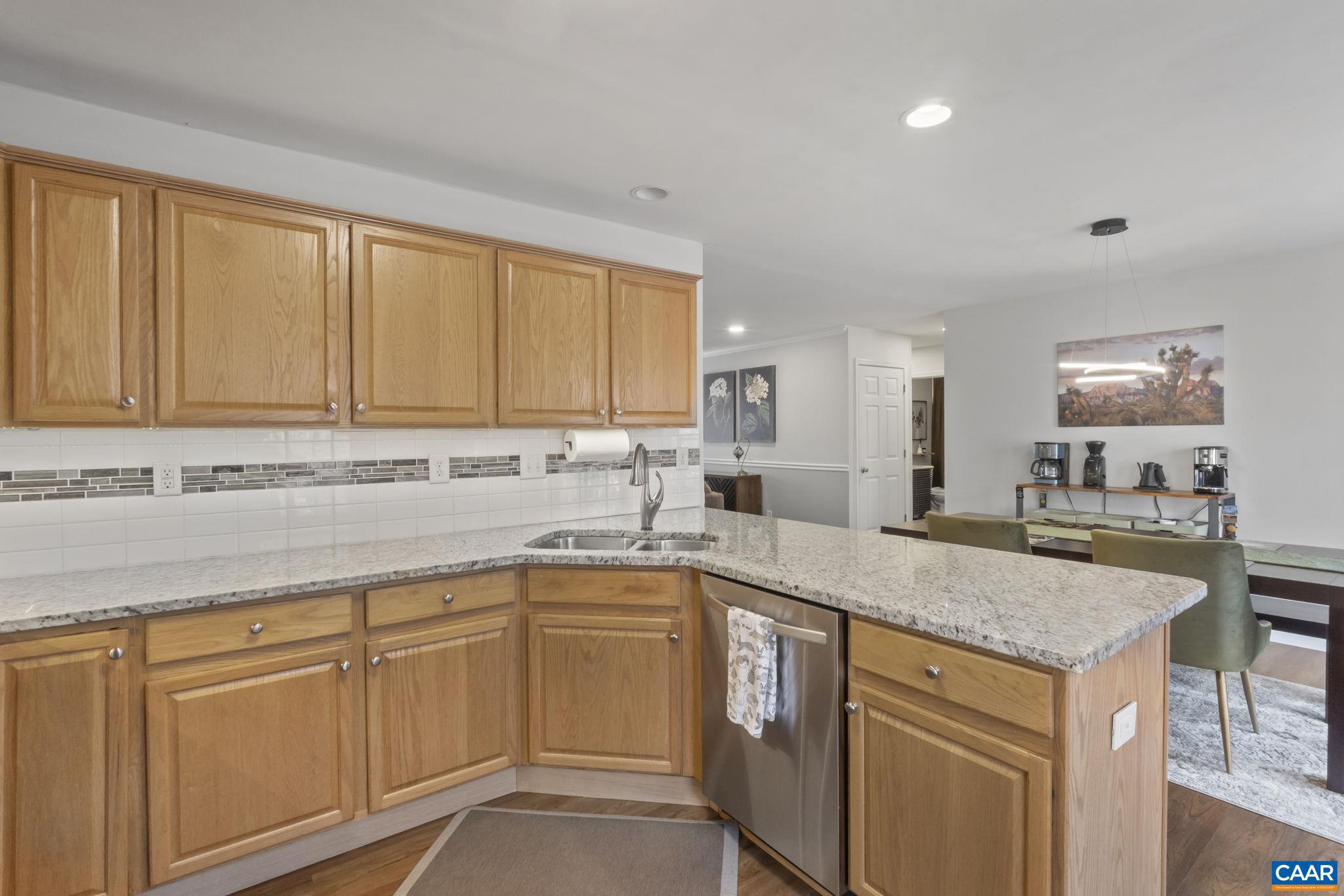 LAKE MONTICELLO - Residential