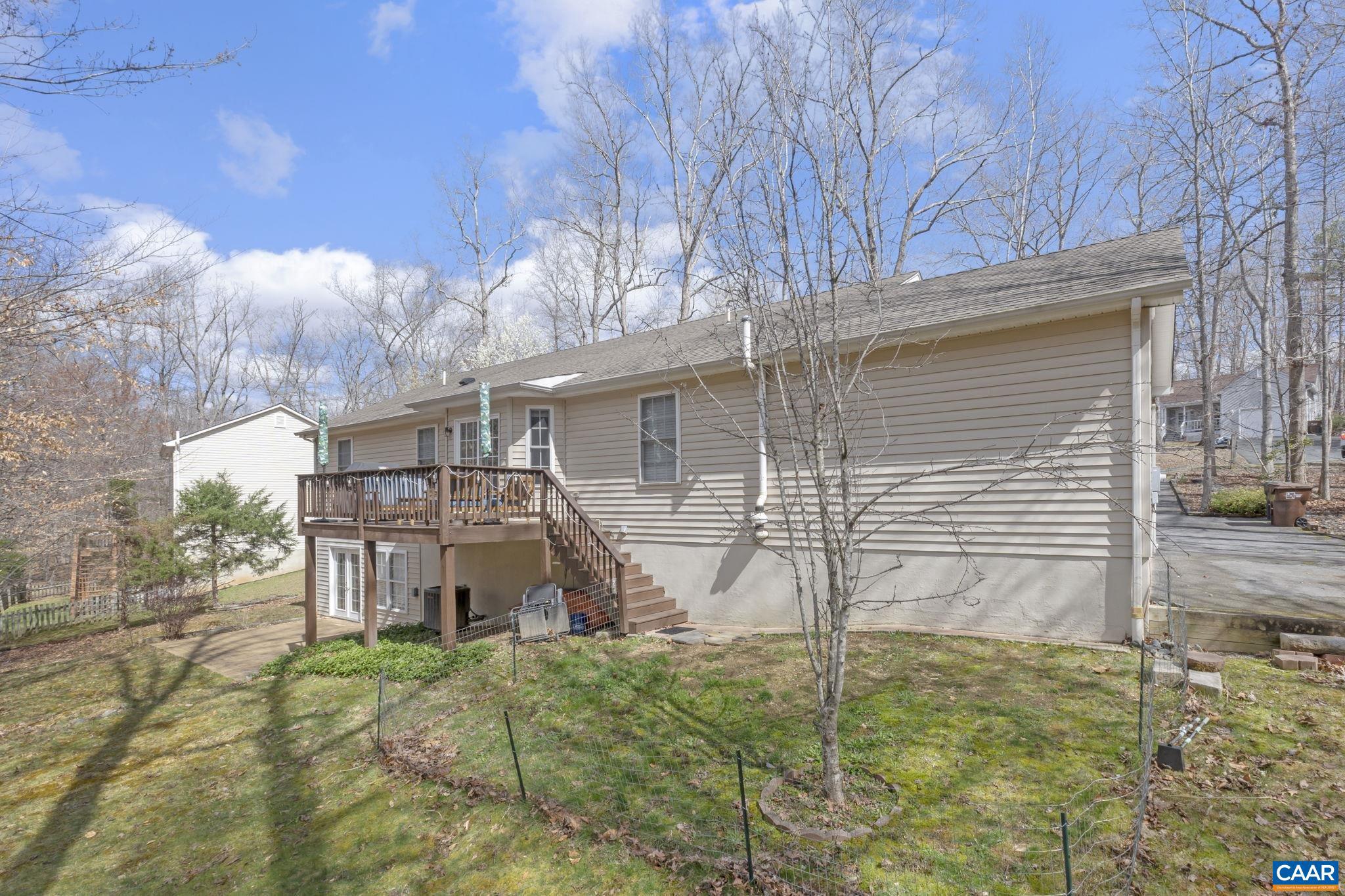 LAKE MONTICELLO - Residential