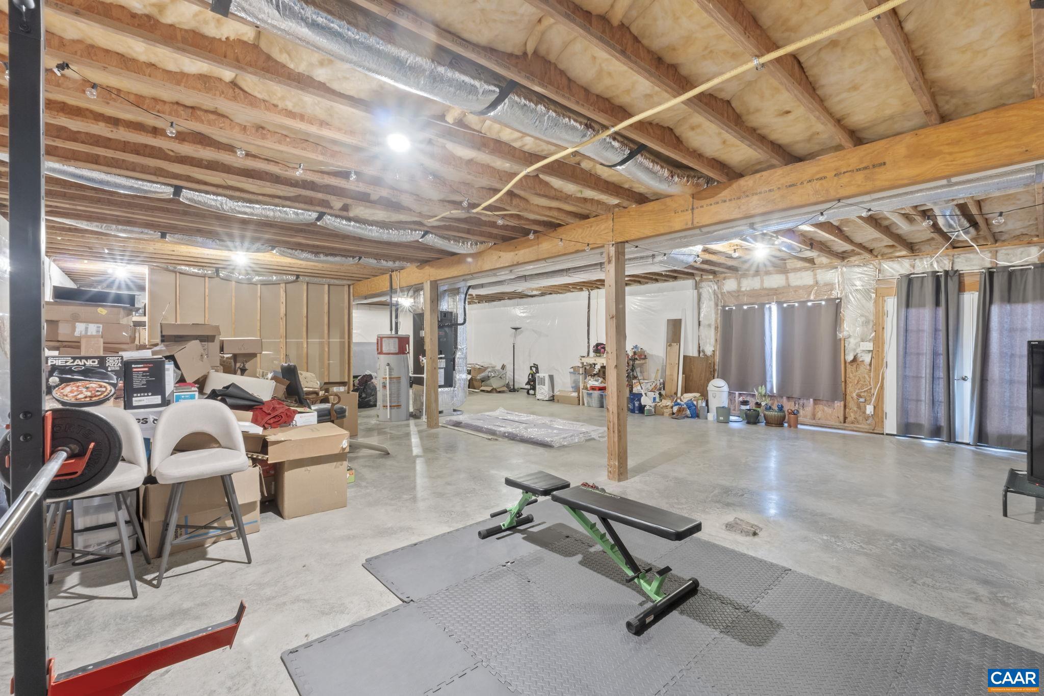 LAKE MONTICELLO - Residential