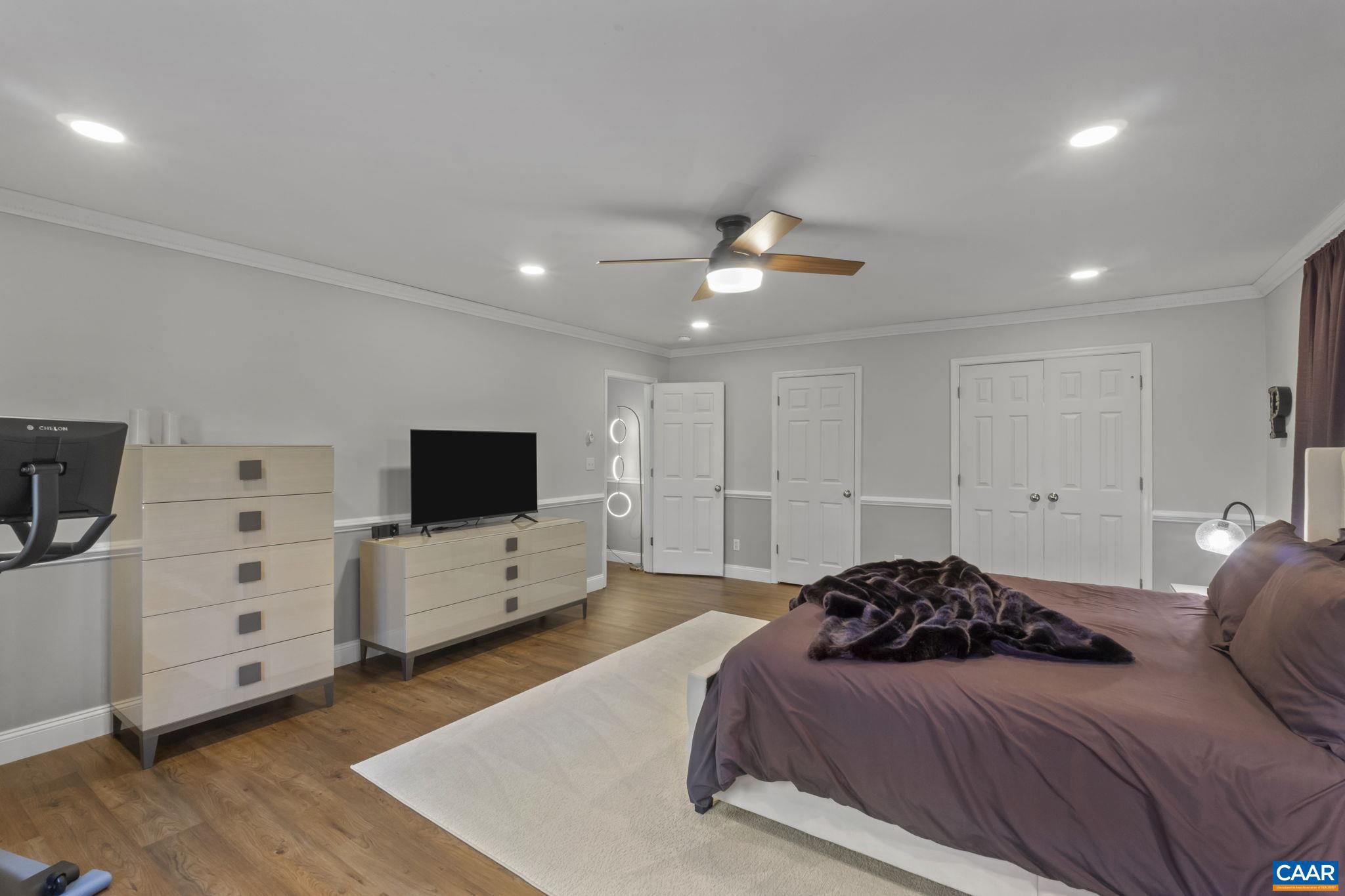 LAKE MONTICELLO - Residential