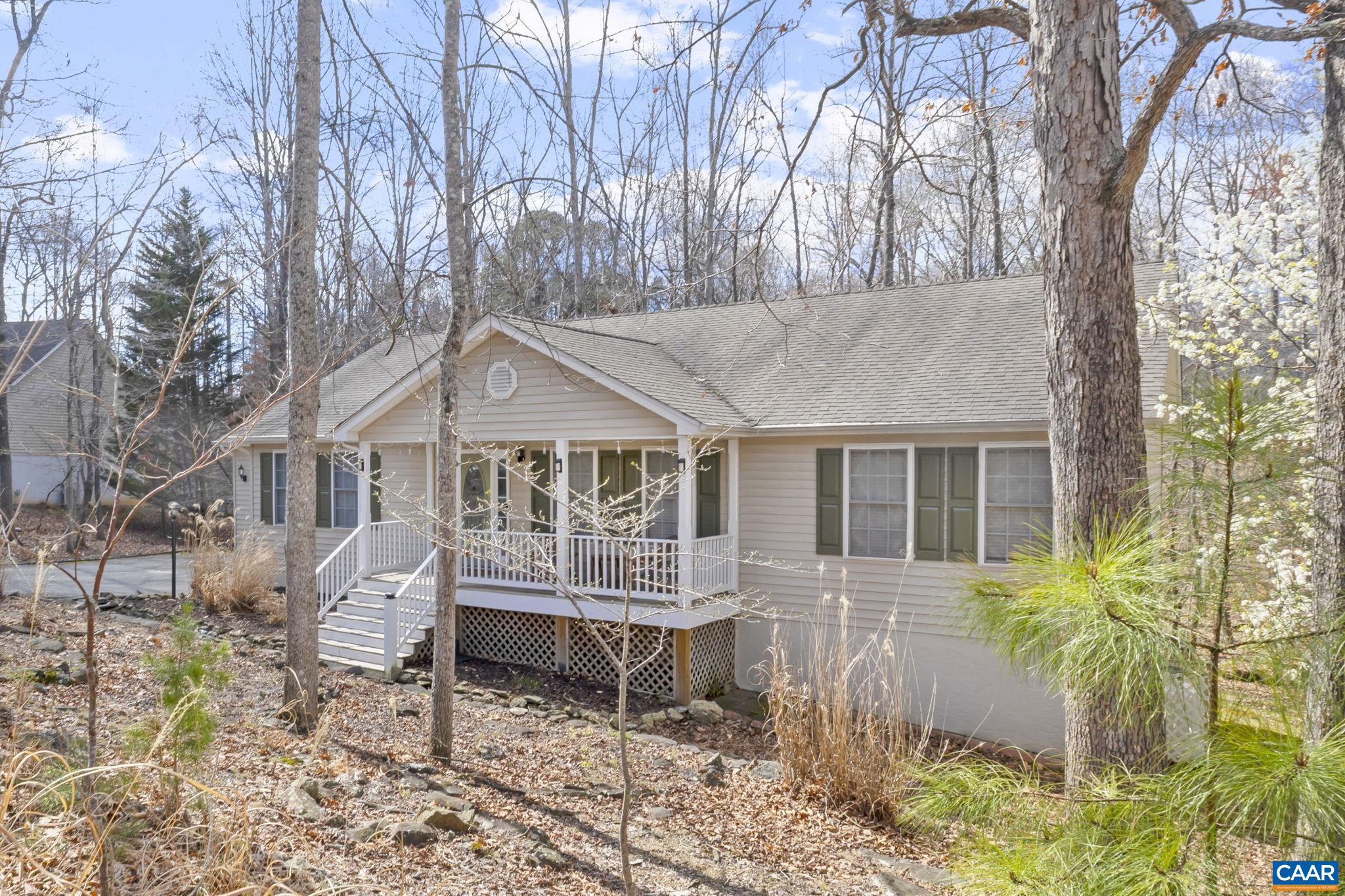 LAKE MONTICELLO - Residential