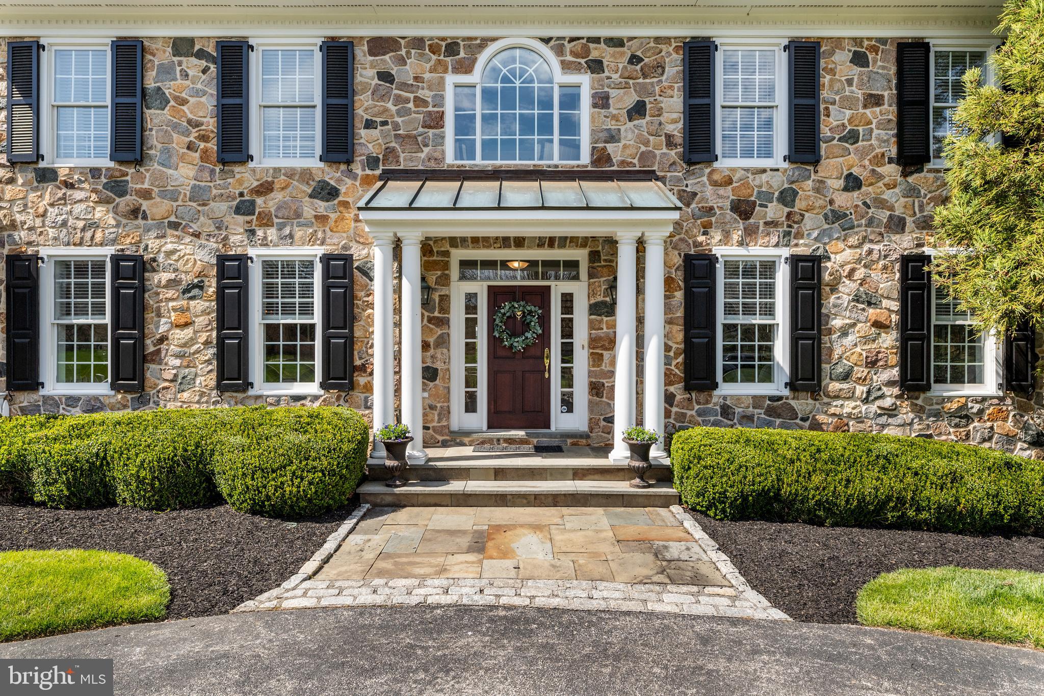 BRENTFORD - Residential