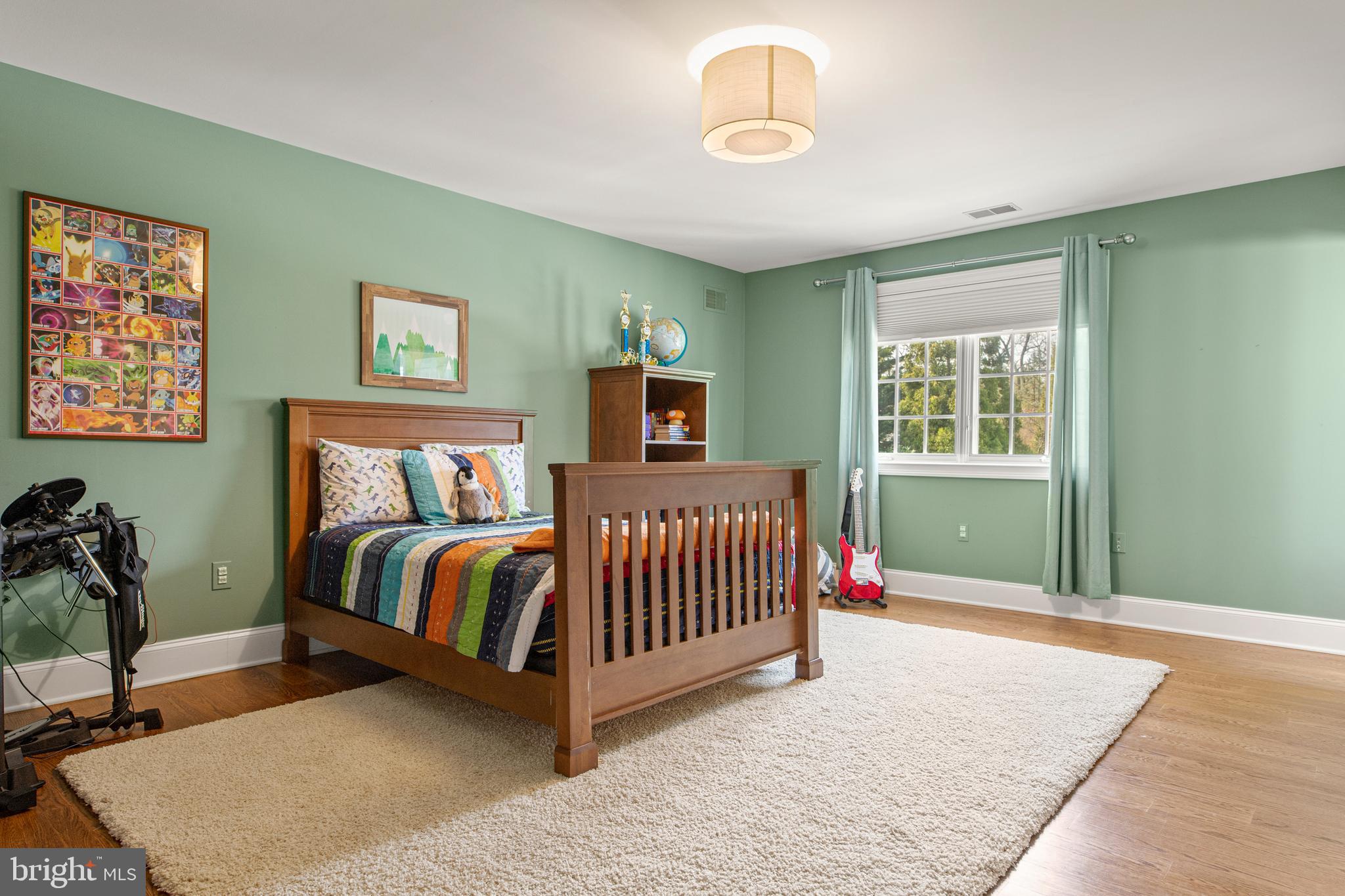 BRENTFORD - Residential