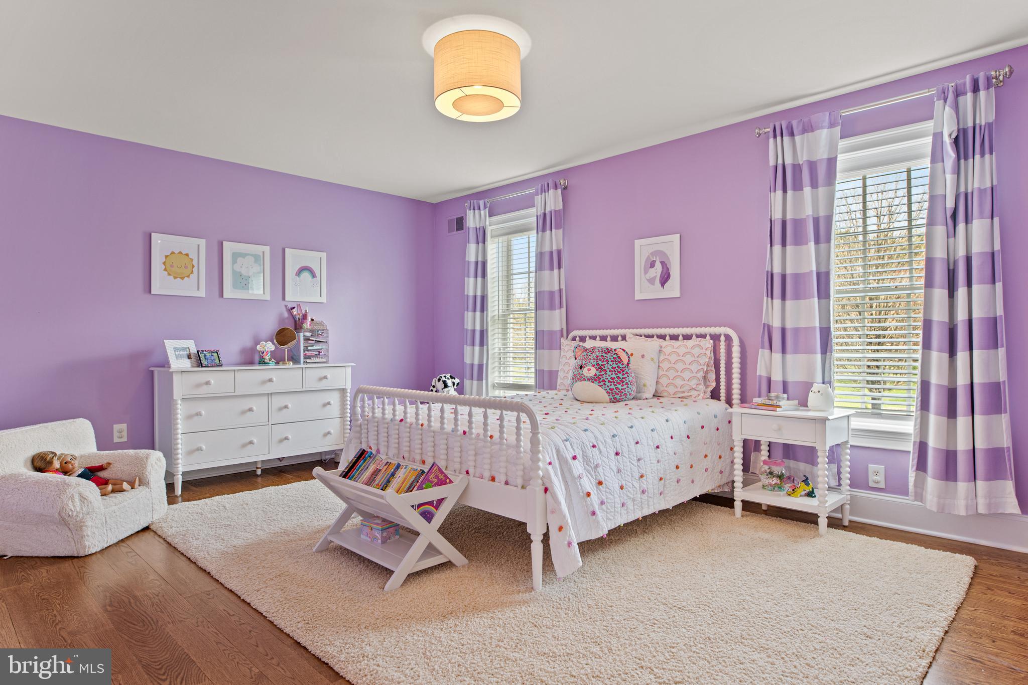 BRENTFORD - Residential