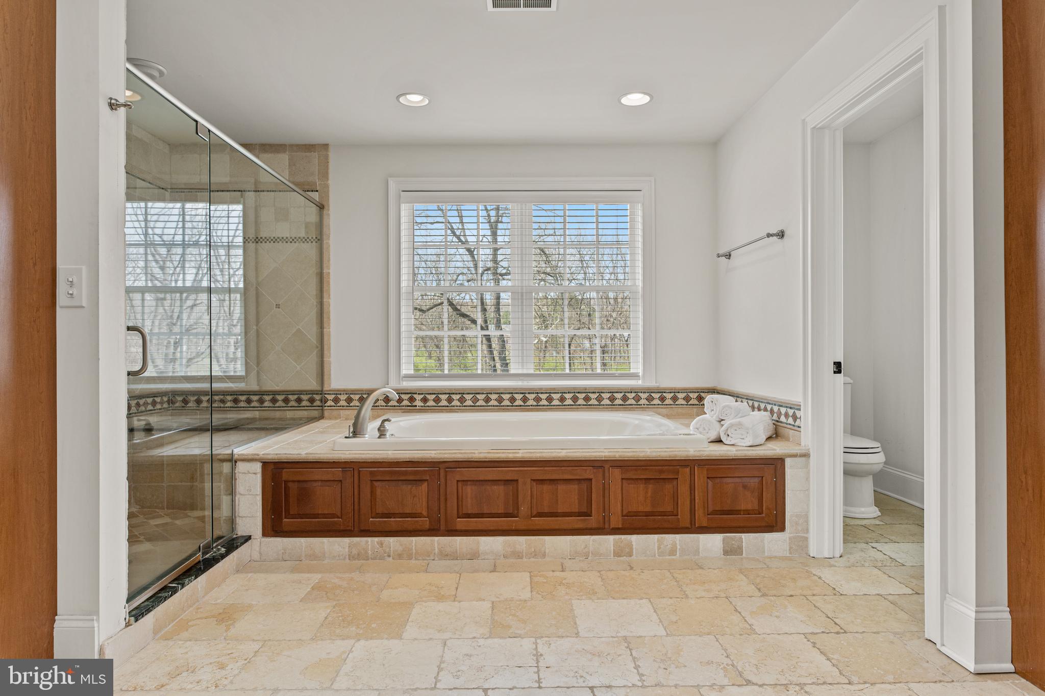 BRENTFORD - Residential