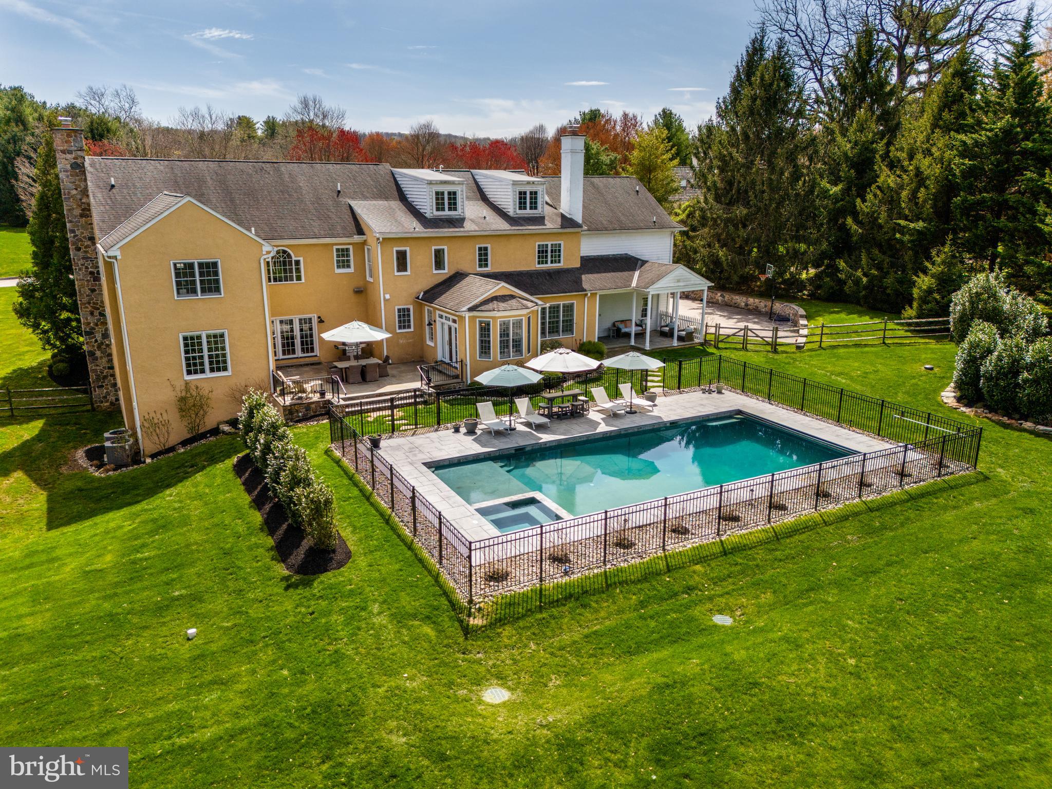 BRENTFORD - Residential