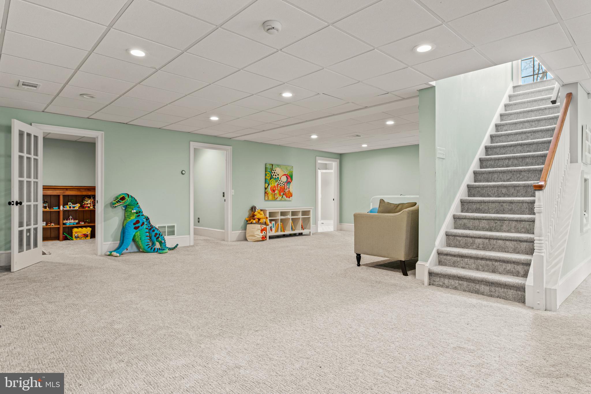 BRENTFORD - Residential