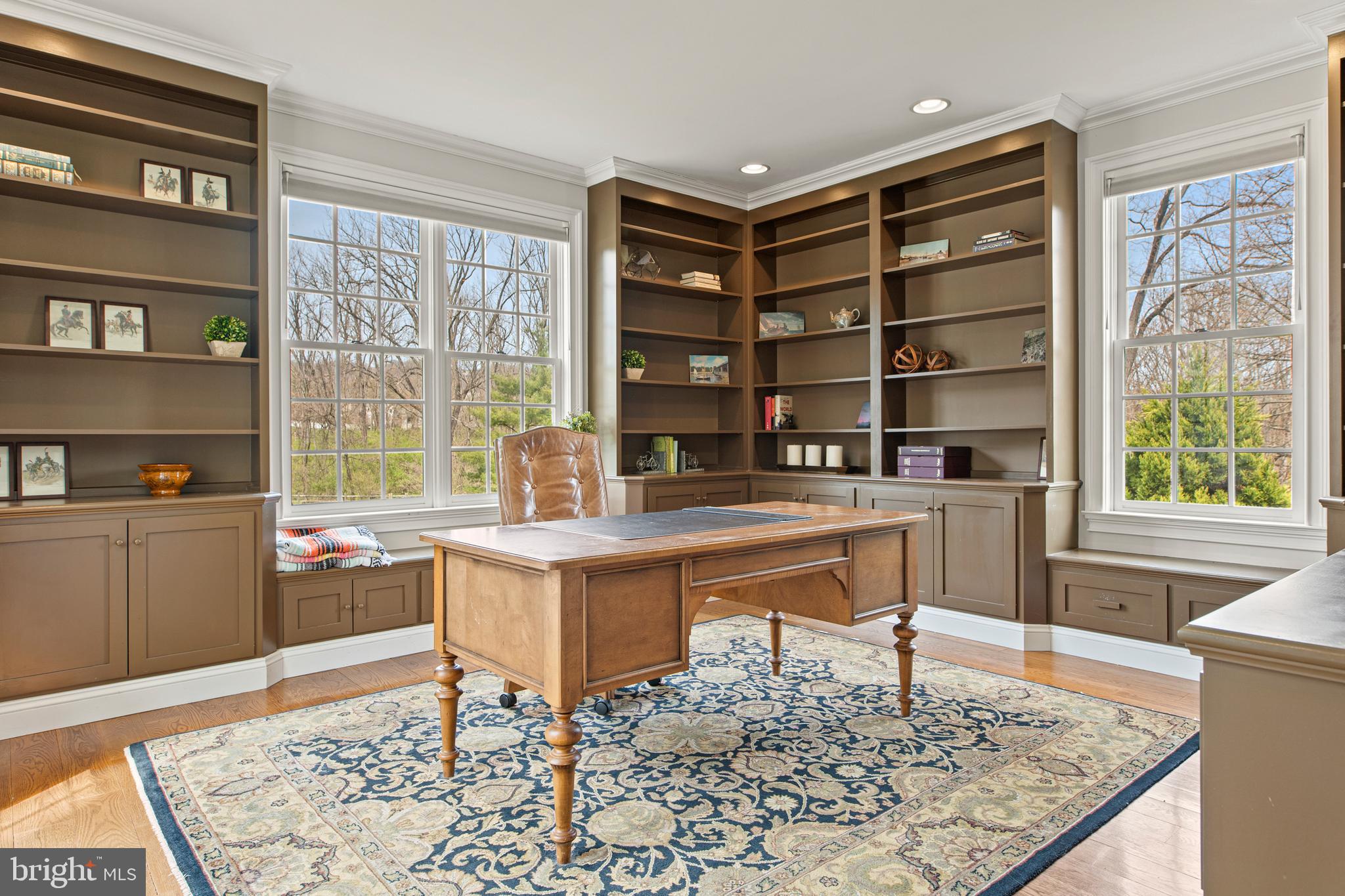 BRENTFORD - Residential