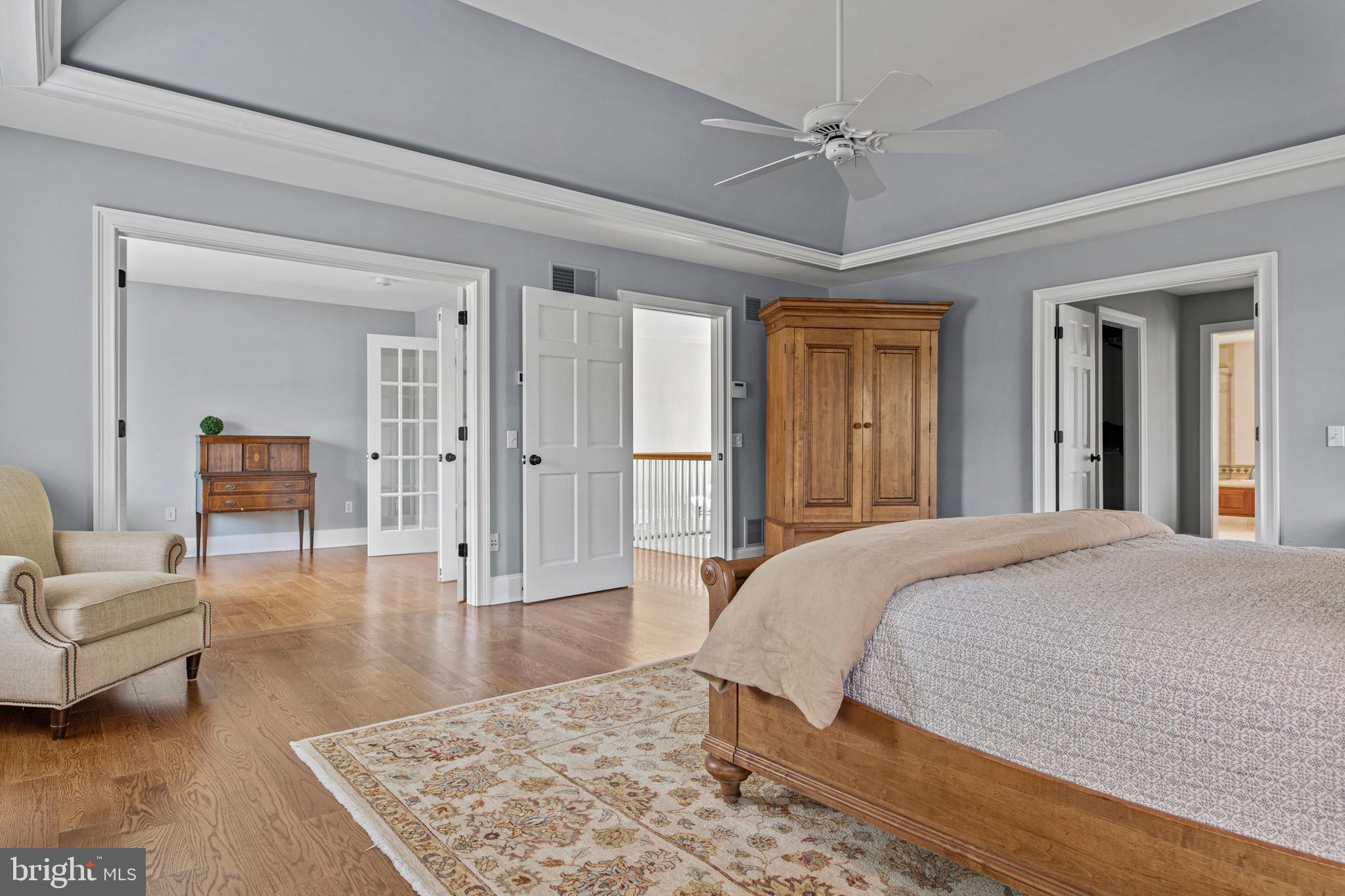 BRENTFORD - Residential