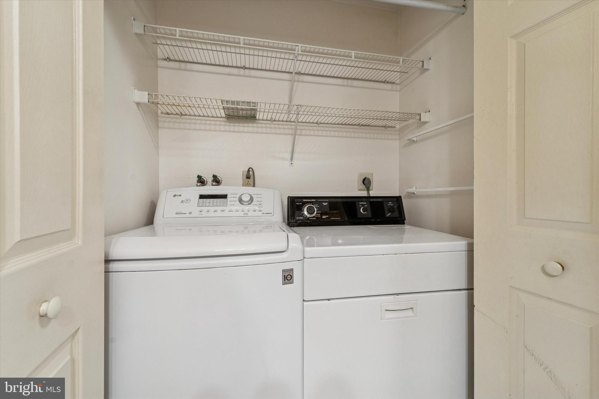 COURT AT JAMESTOWNE - Residential