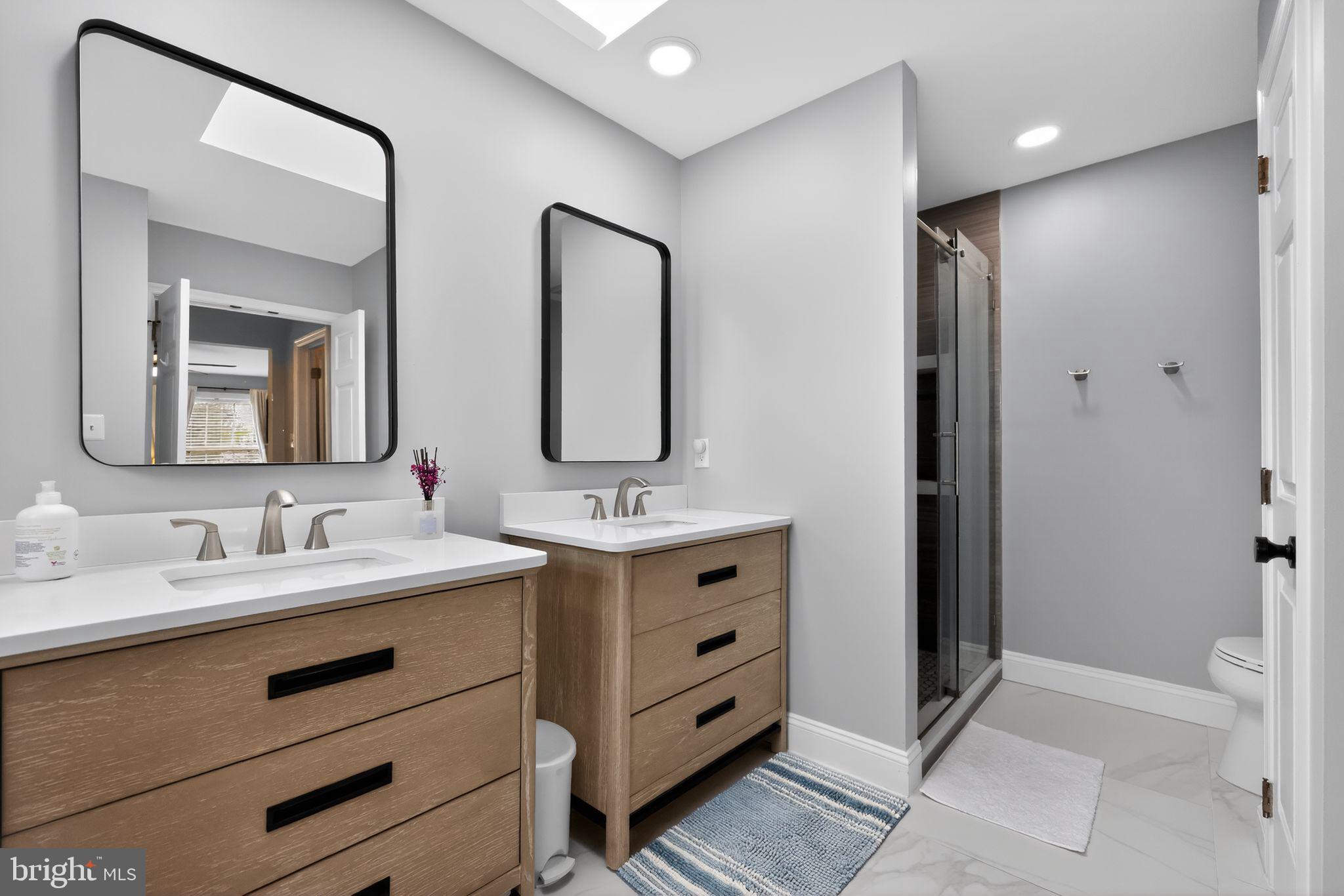 CHATHAM CHASE - Residential