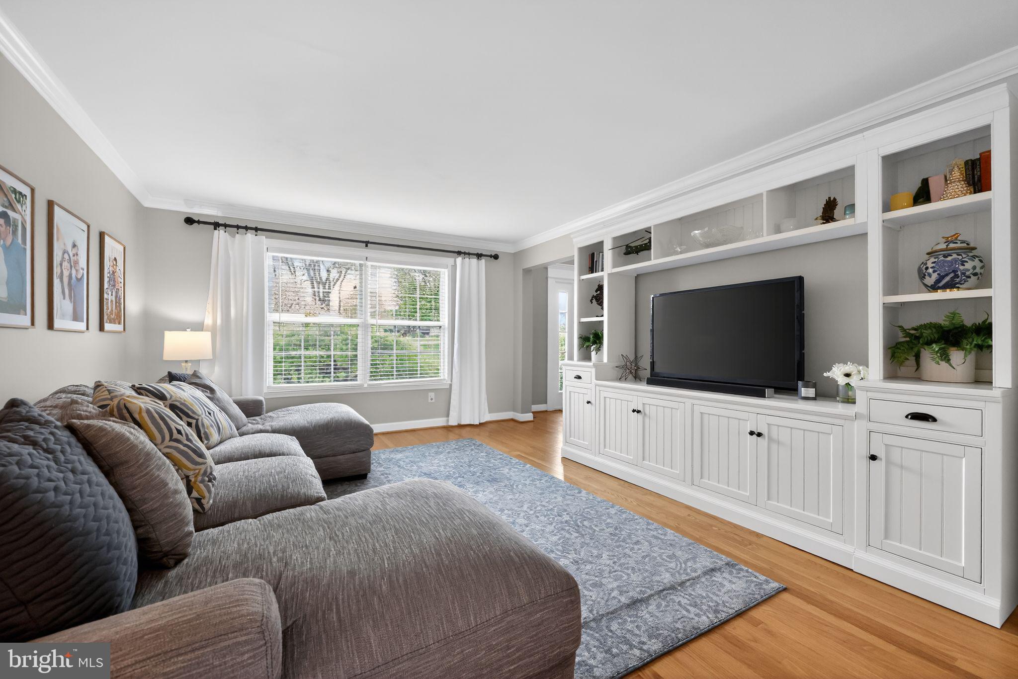 CHATHAM CHASE - Residential