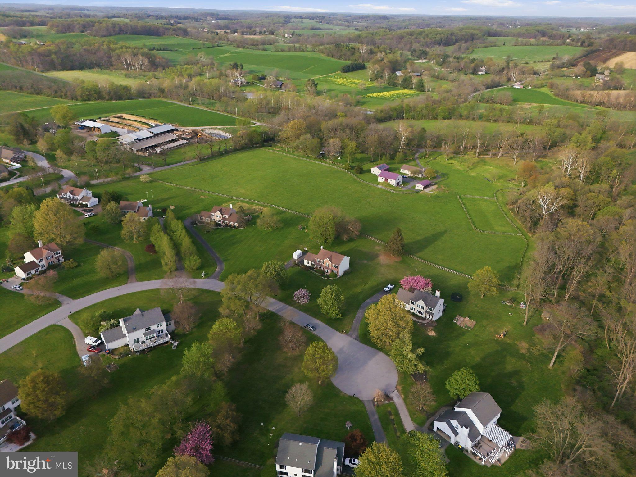 CHATHAM CHASE - Residential