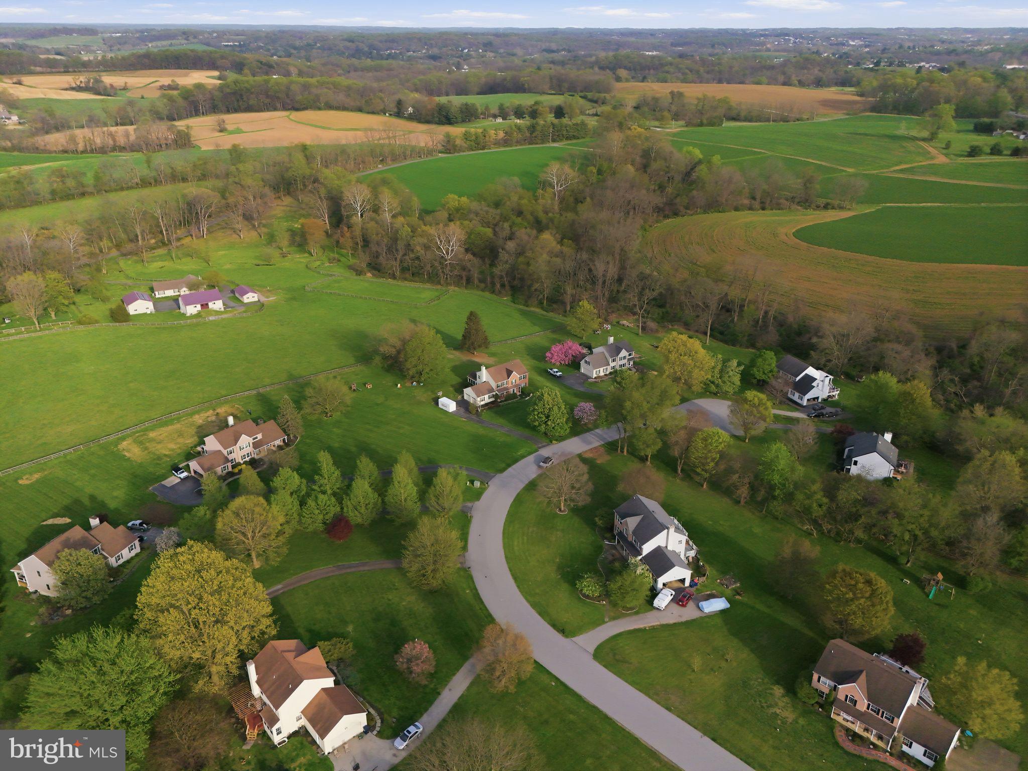 CHATHAM CHASE - Residential