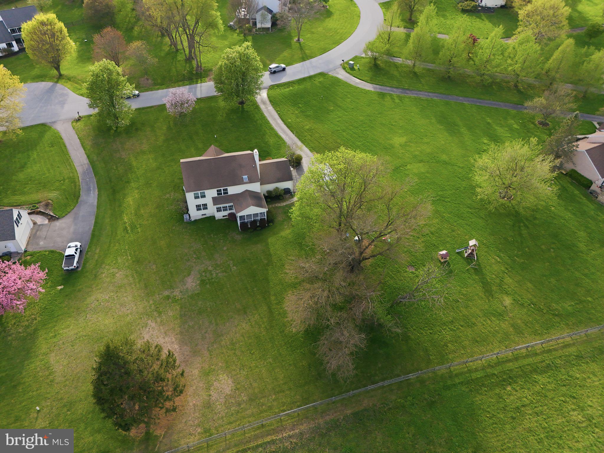 CHATHAM CHASE - Residential