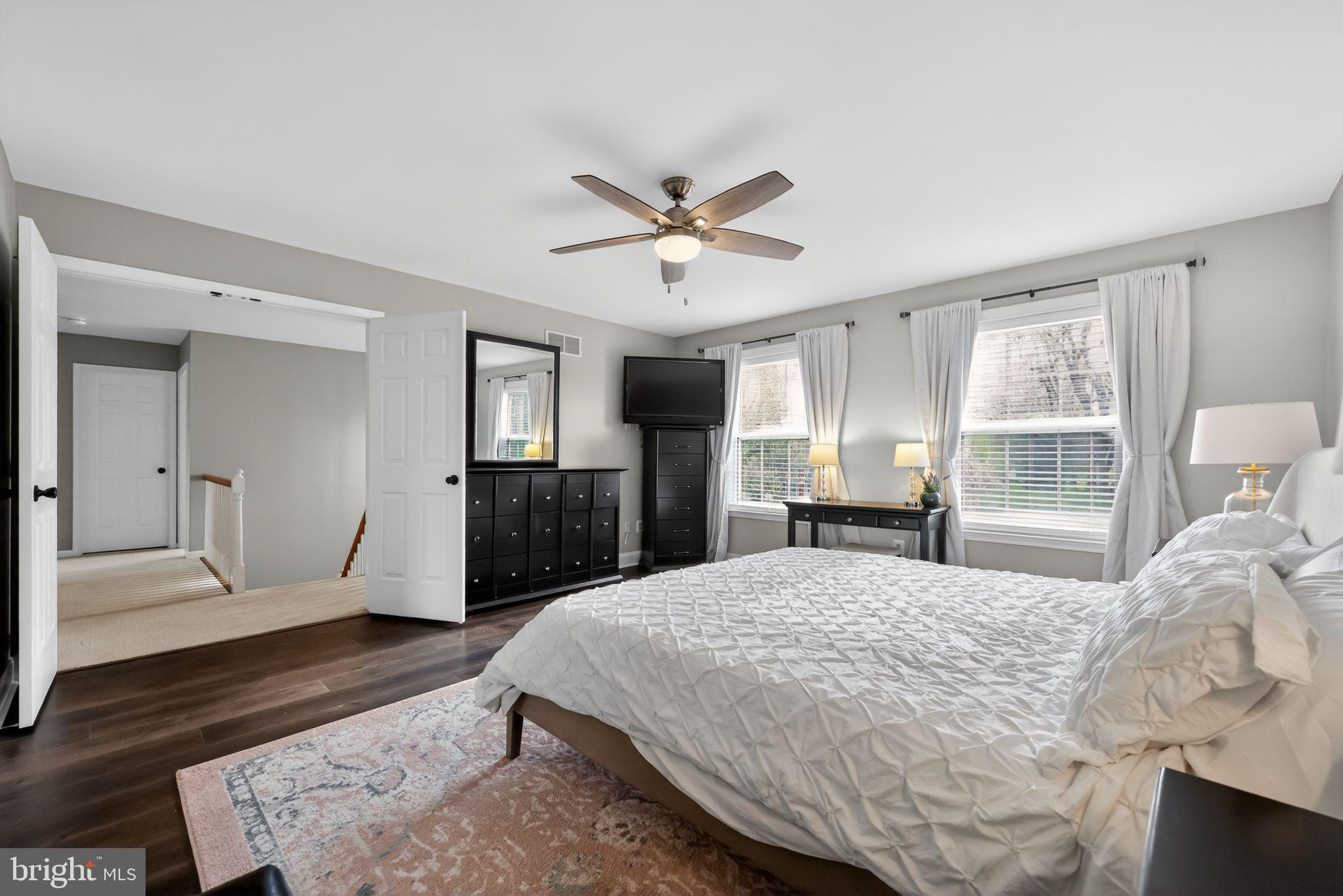 CHATHAM CHASE - Residential