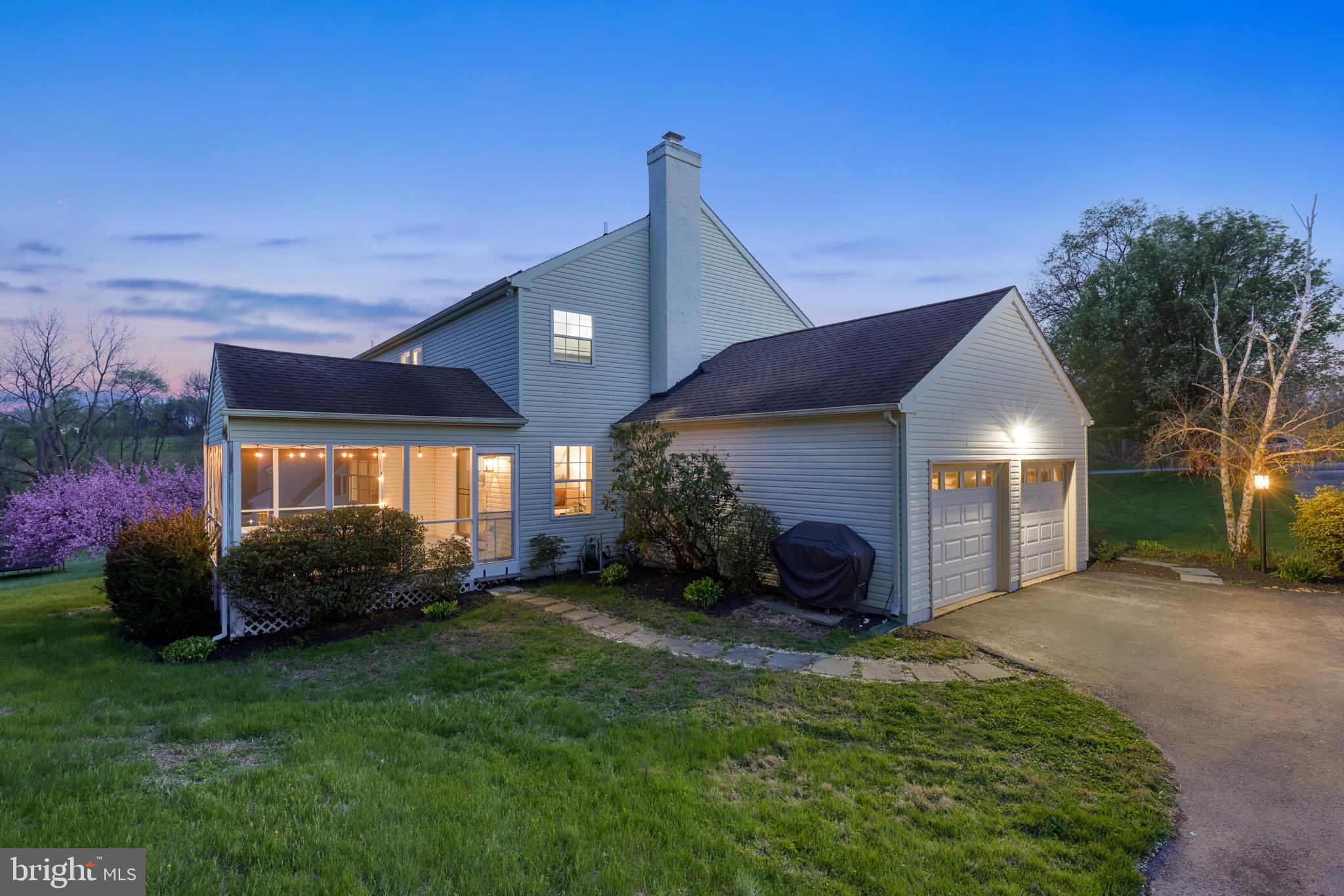 CHATHAM CHASE - Residential