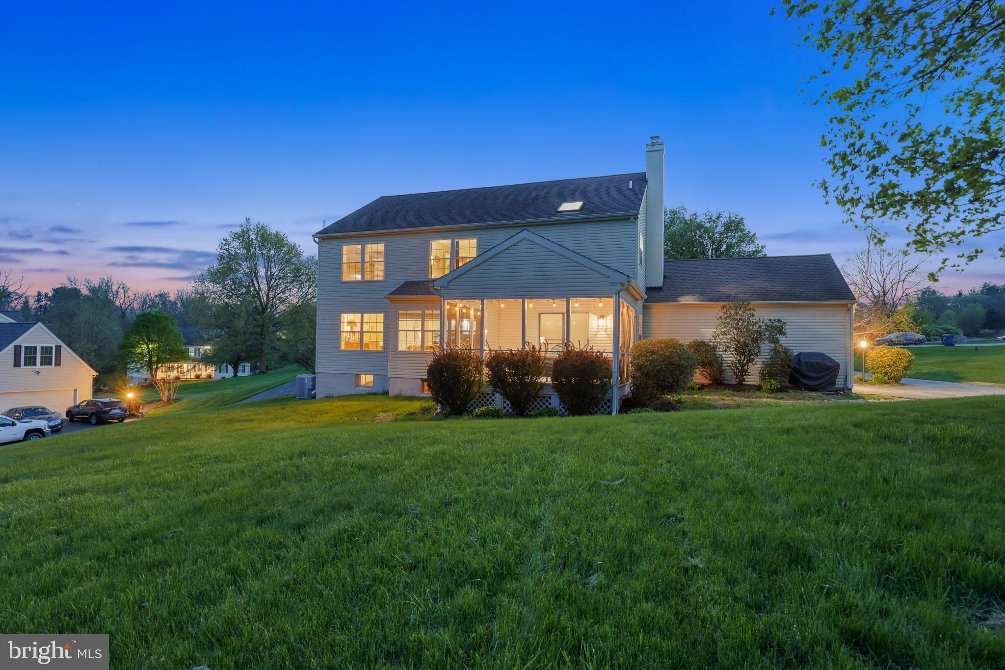 CHATHAM CHASE - Residential