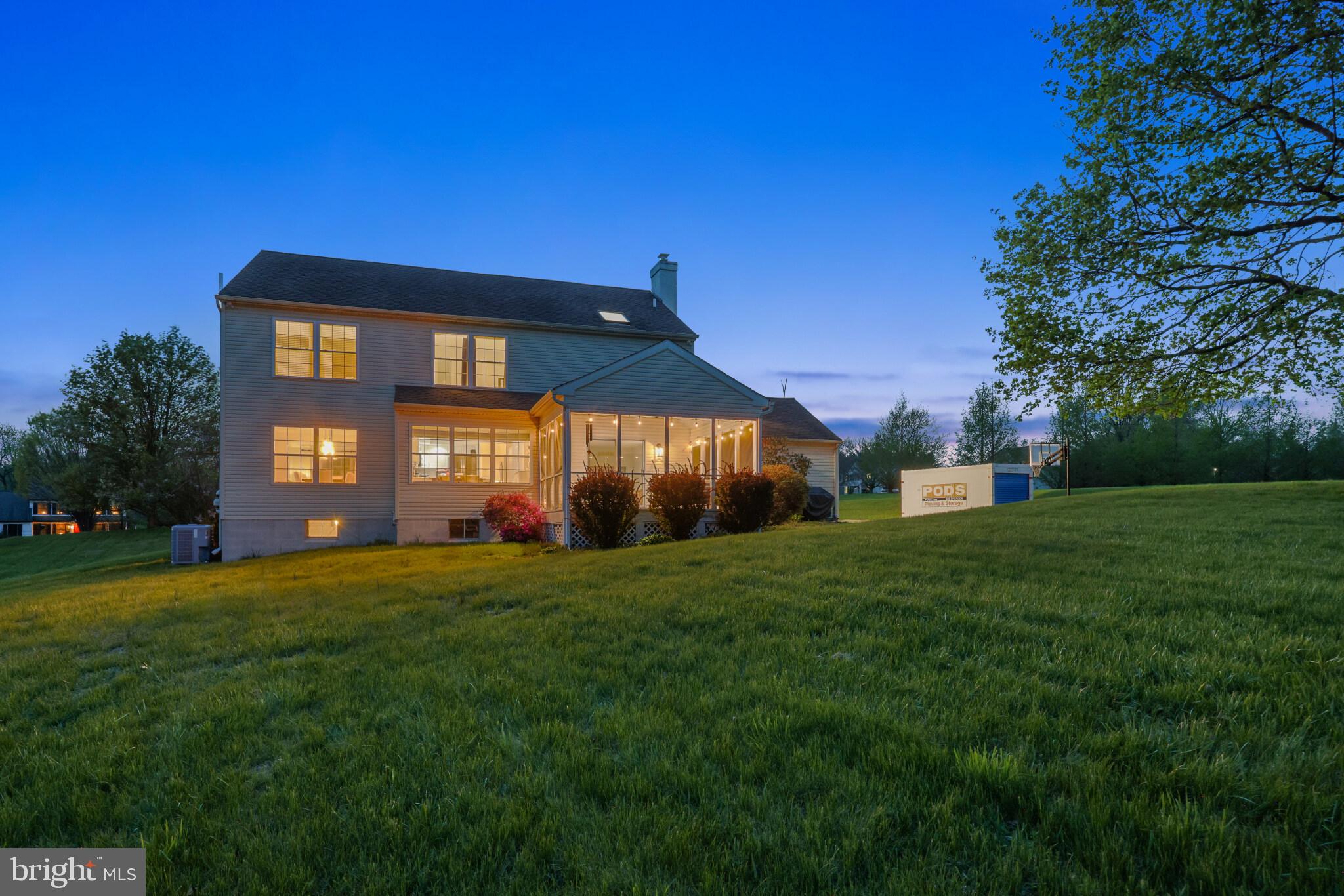 CHATHAM CHASE - Residential