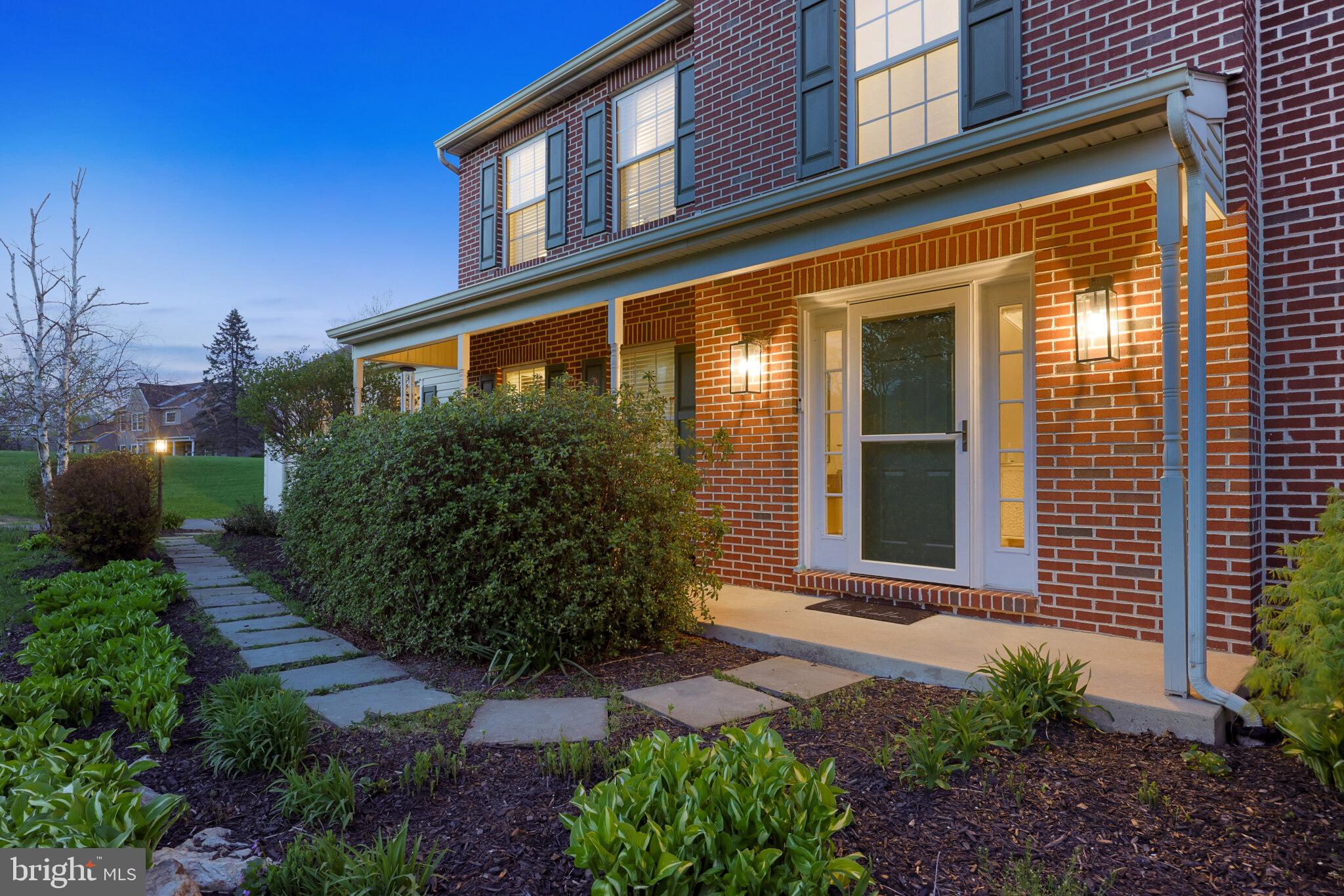 CHATHAM CHASE - Residential