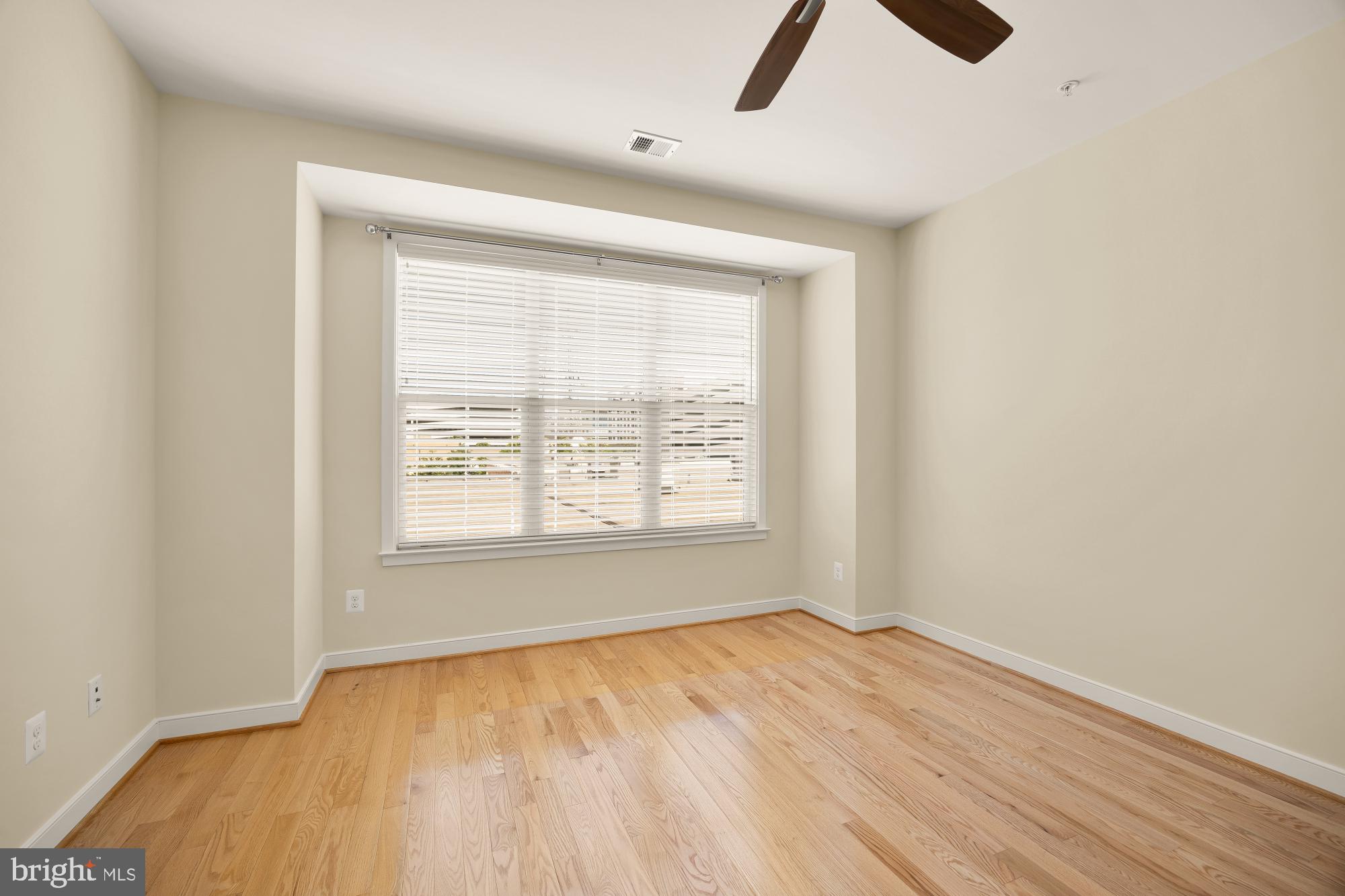 MOSAIC AT MERRIFIELD - Residential