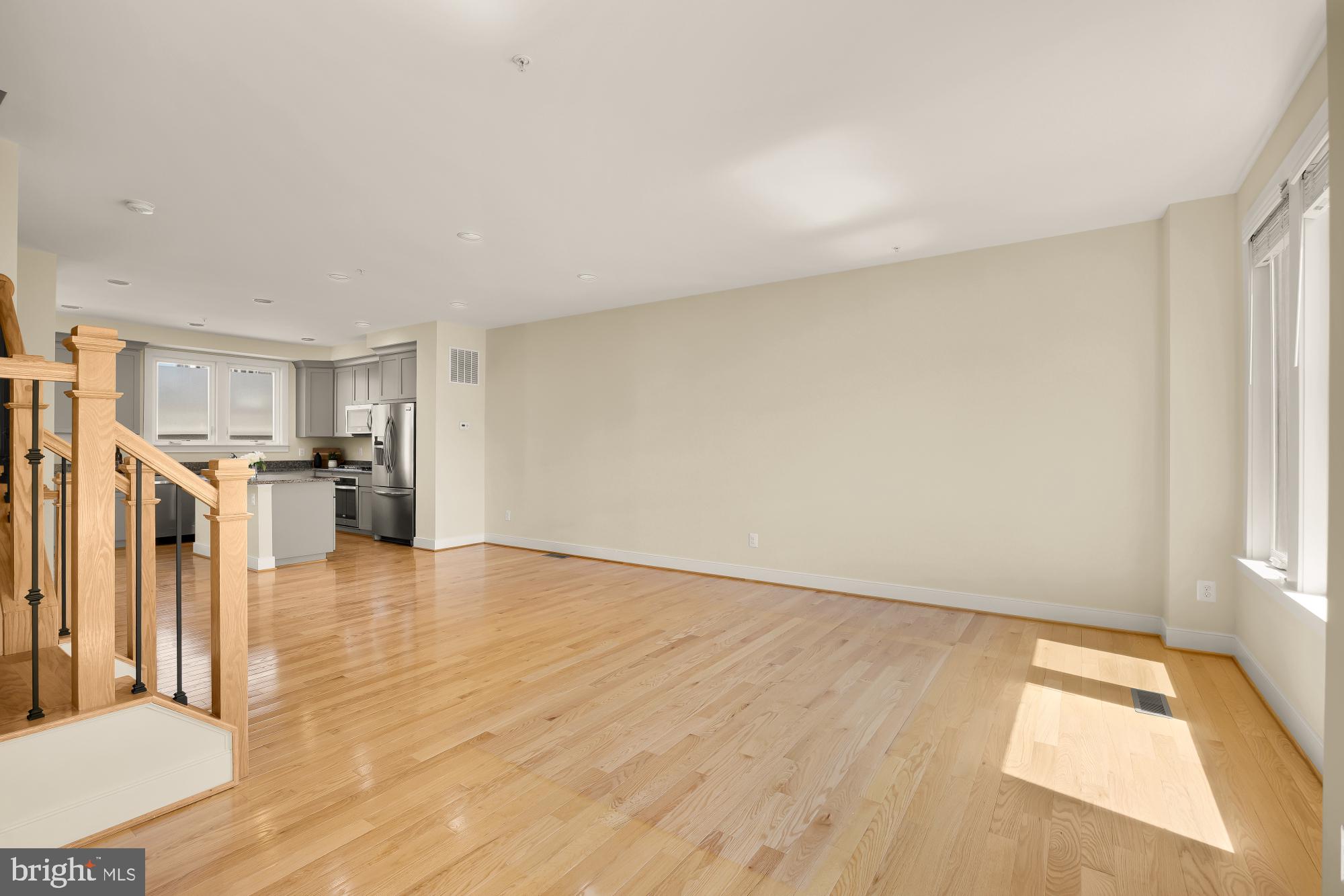 MOSAIC AT MERRIFIELD - Residential