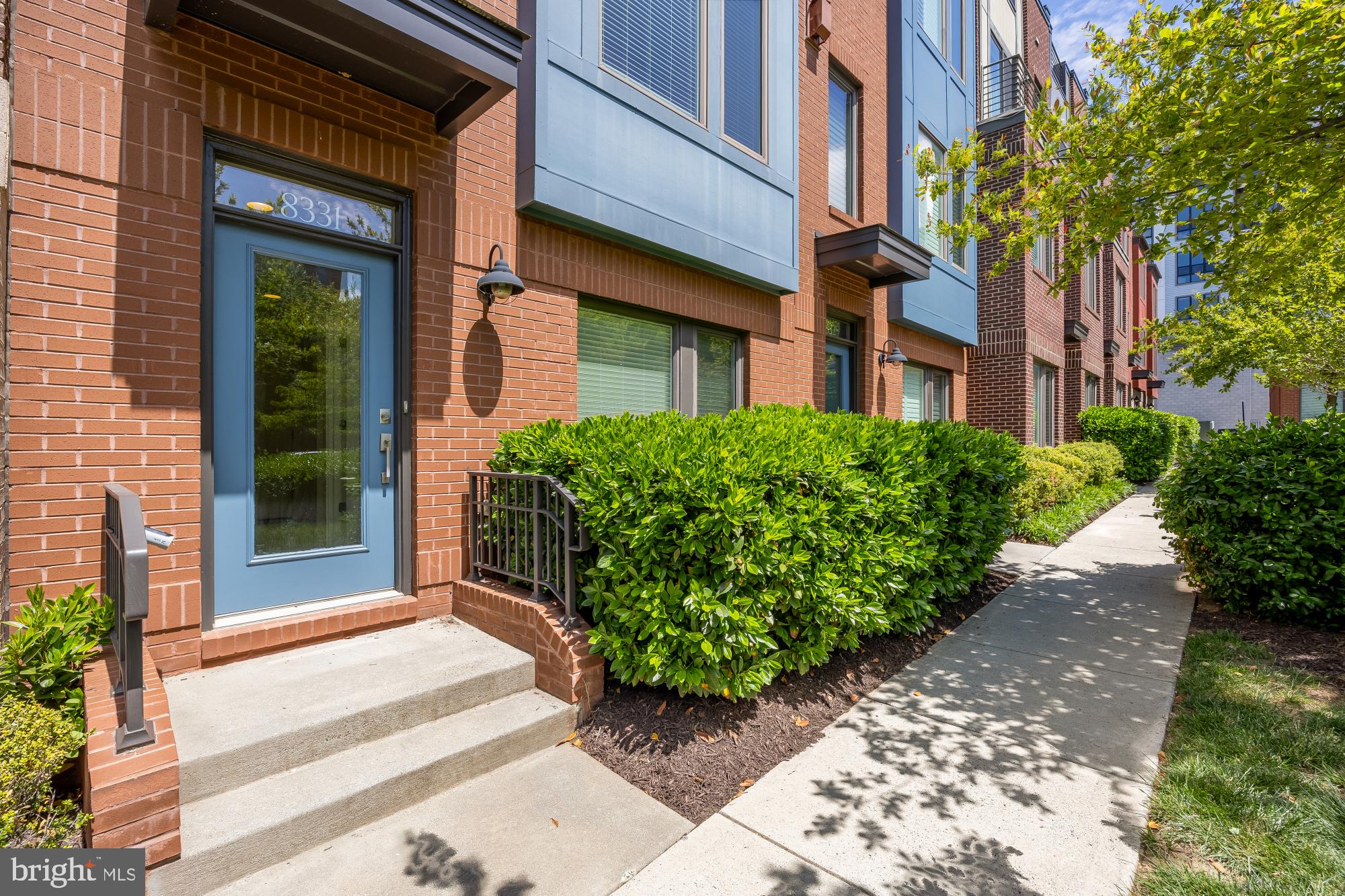 MOSAIC AT MERRIFIELD - Residential