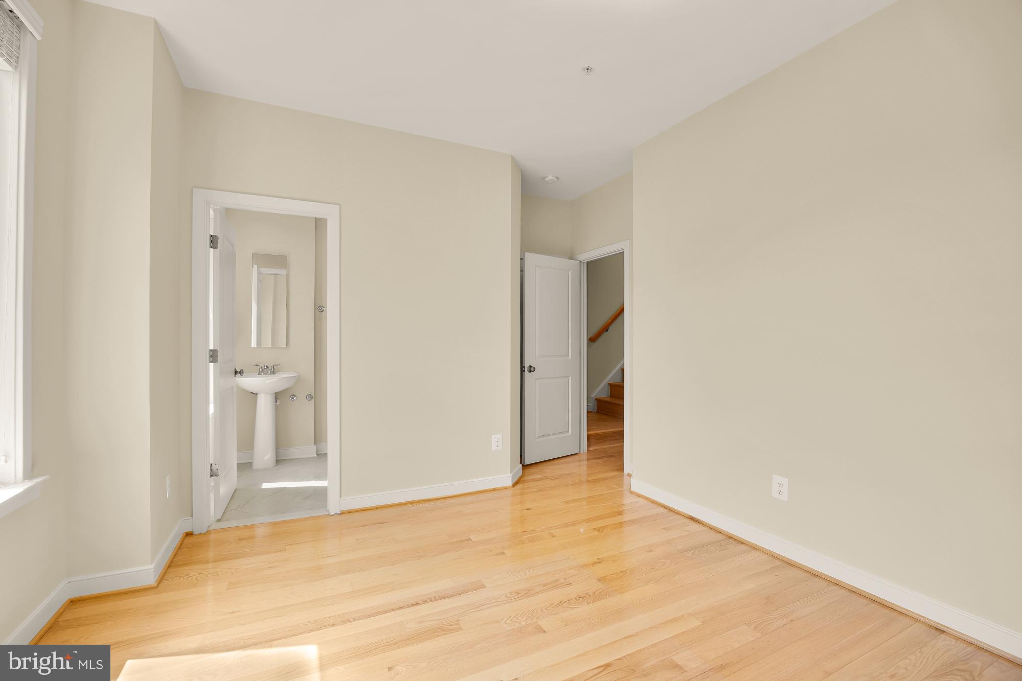 MOSAIC AT MERRIFIELD - Residential