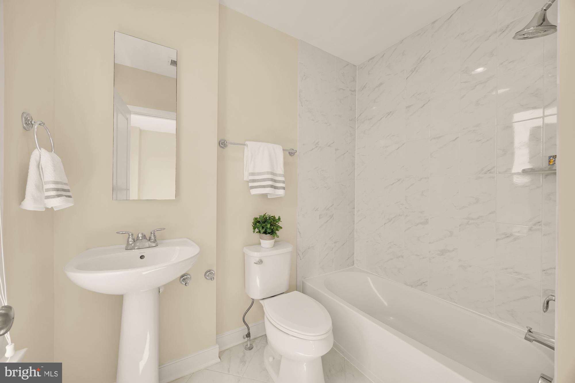MOSAIC AT MERRIFIELD - Residential
