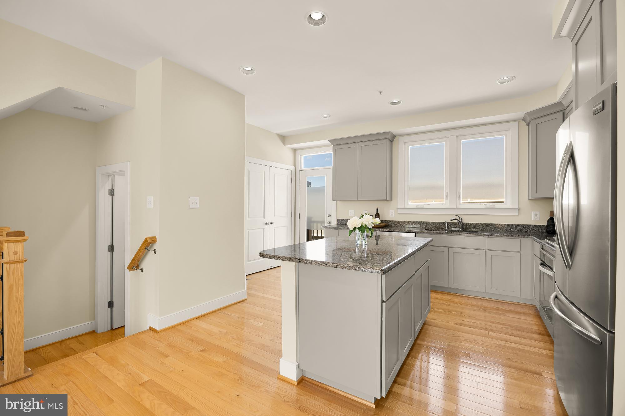 MOSAIC AT MERRIFIELD - Residential