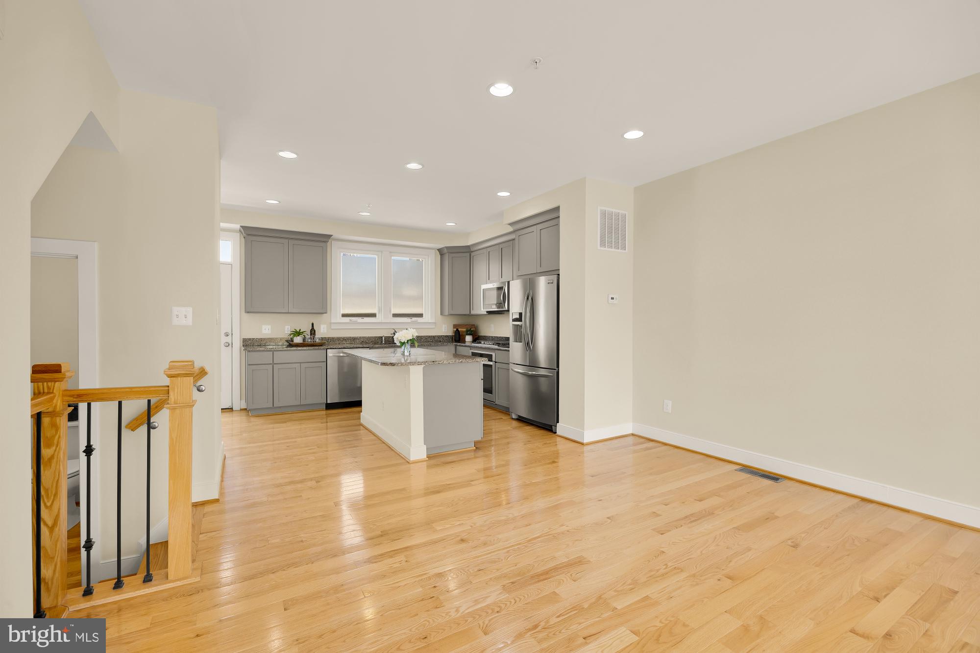 MOSAIC AT MERRIFIELD - Residential