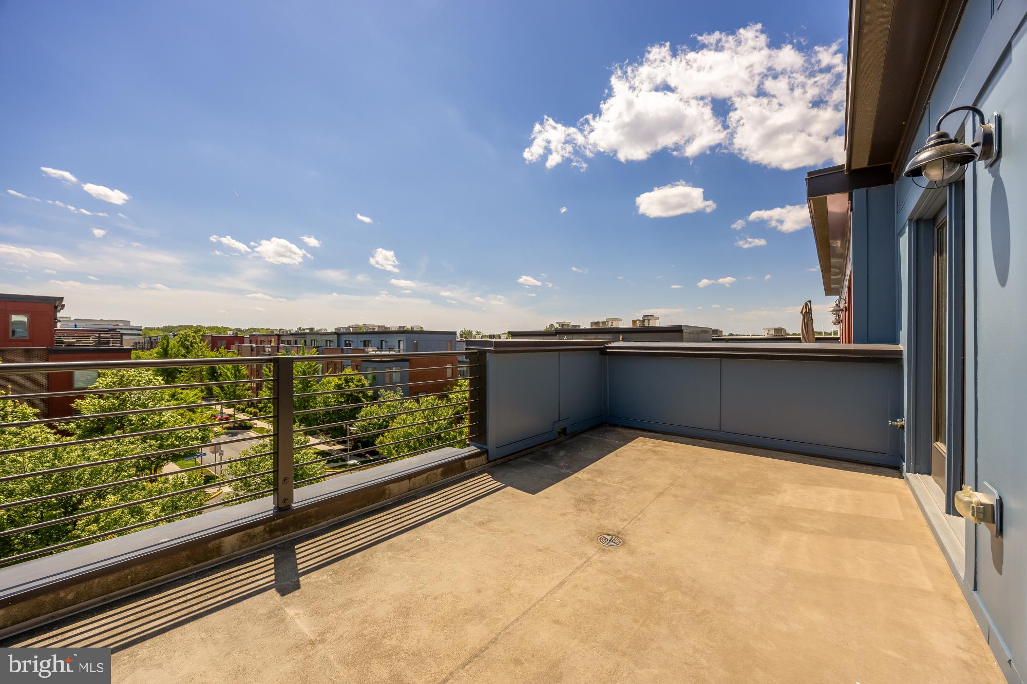 MOSAIC AT MERRIFIELD - Residential