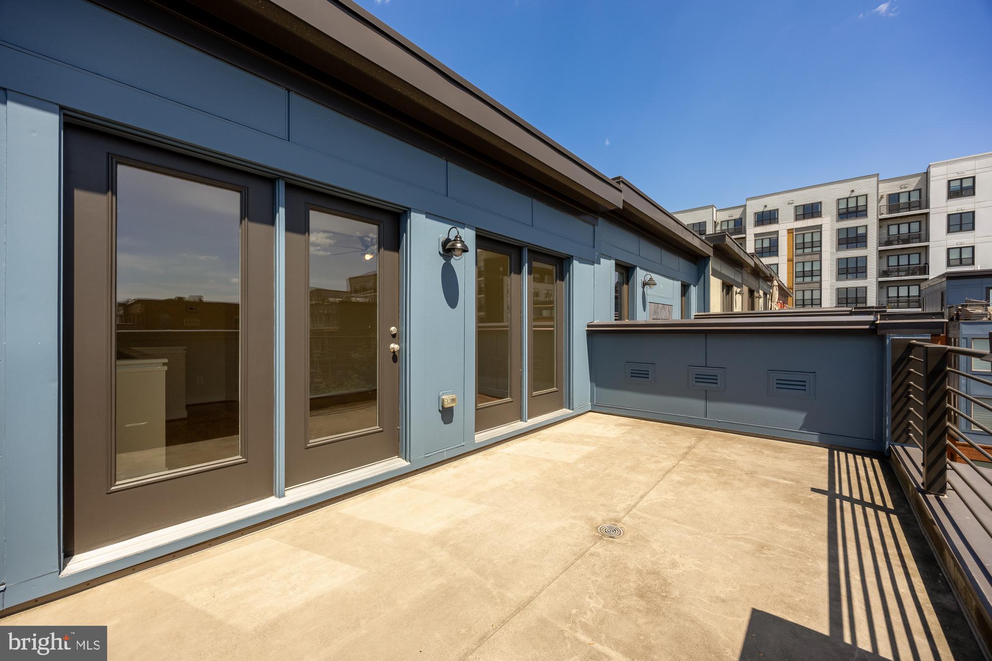 MOSAIC AT MERRIFIELD - Residential