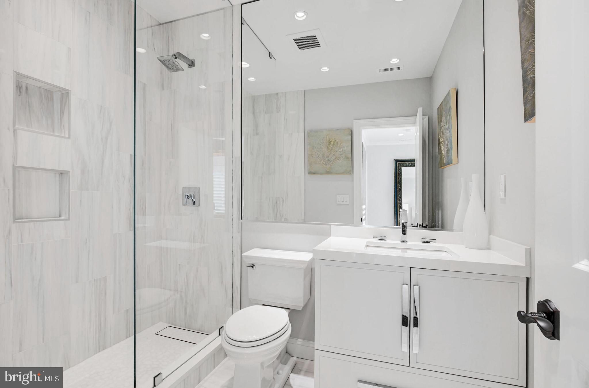 CREIGHTON FARMS - Residential