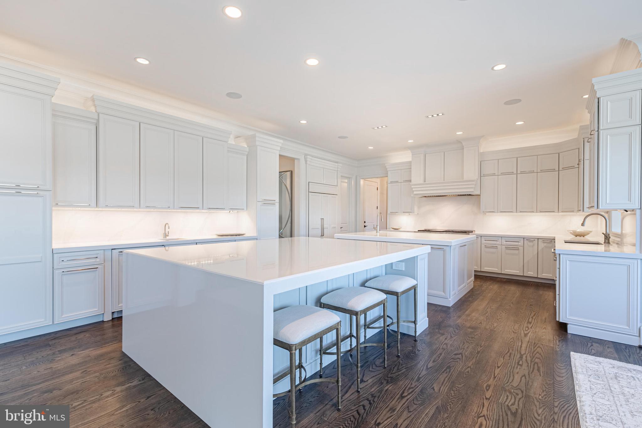 CREIGHTON FARMS - Residential