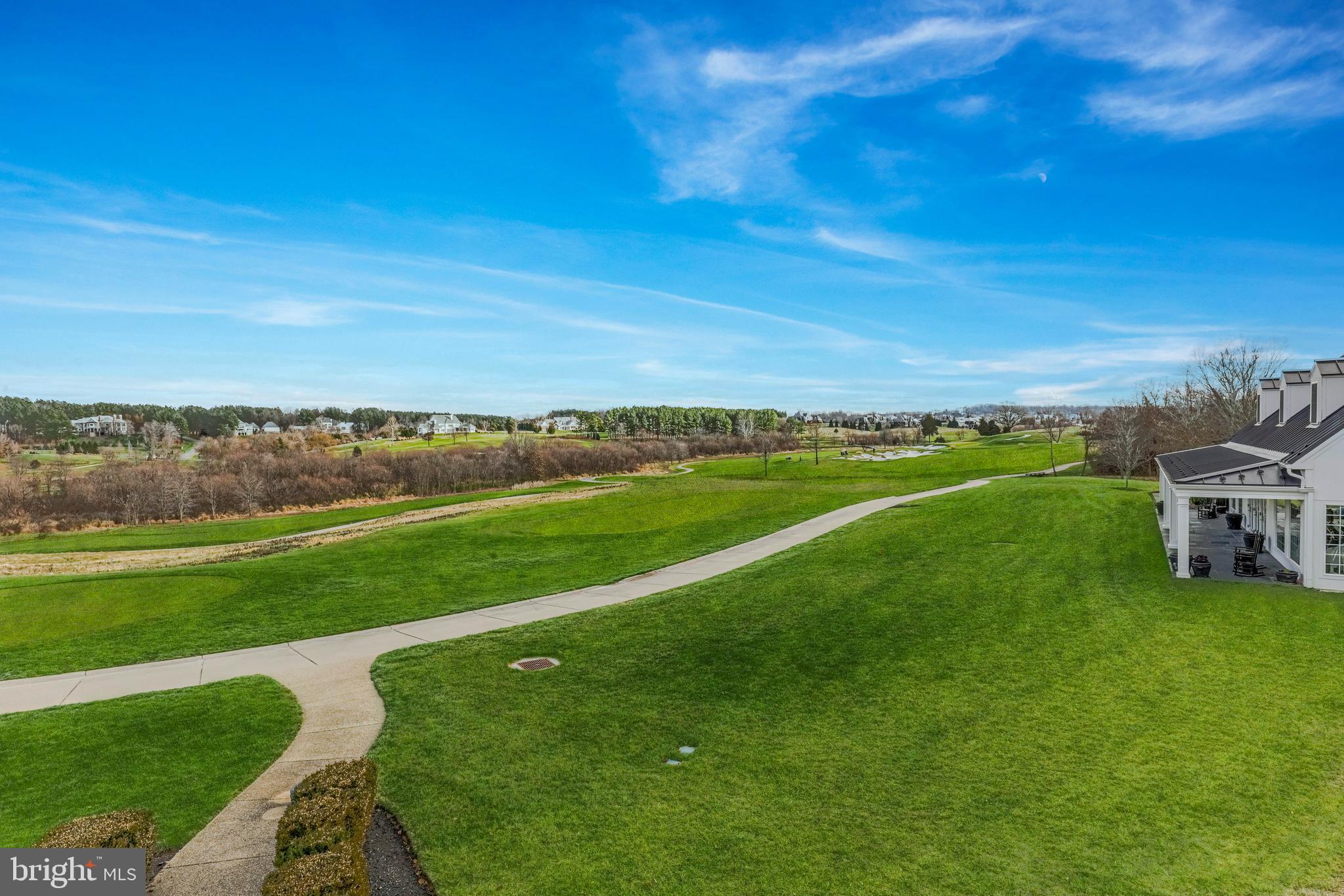 CREIGHTON FARMS - Residential