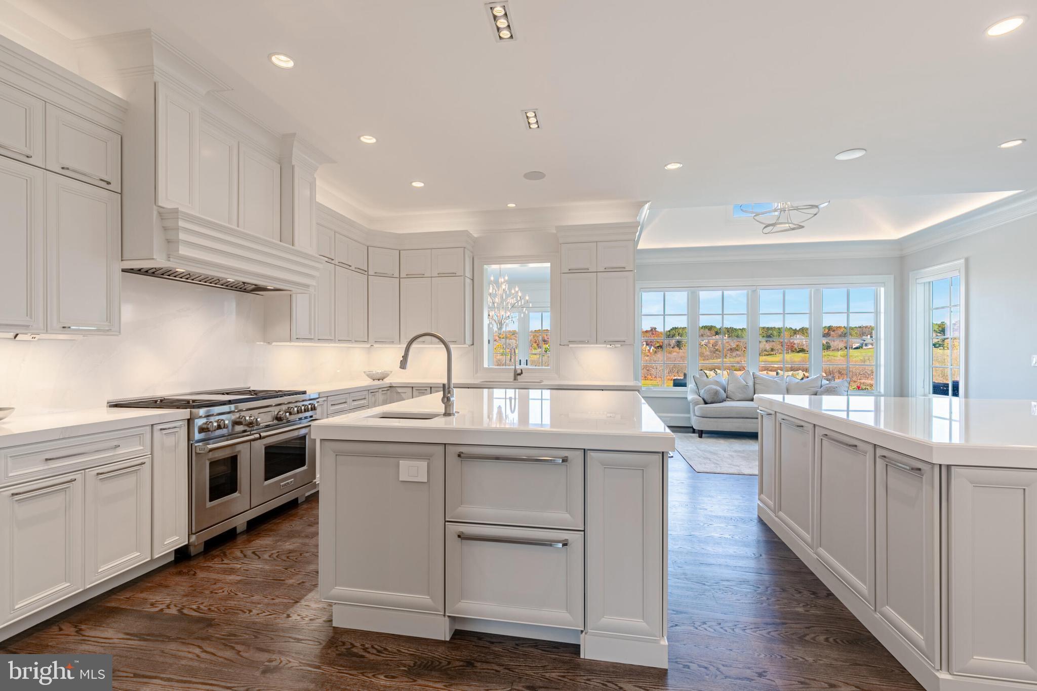 CREIGHTON FARMS - Residential