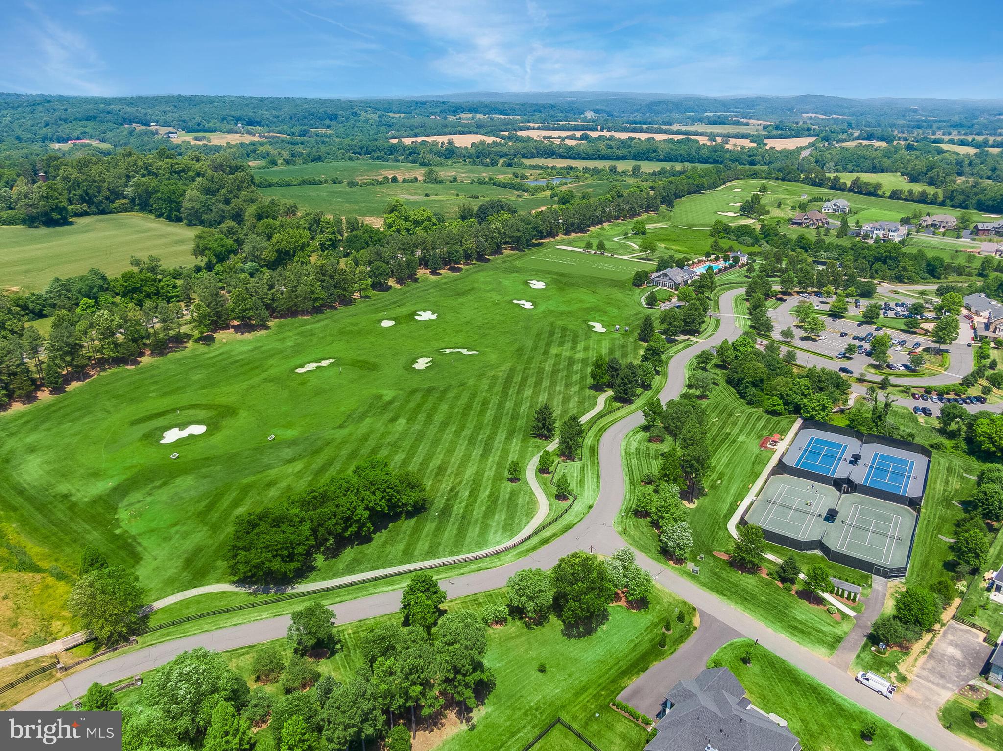CREIGHTON FARMS - Residential