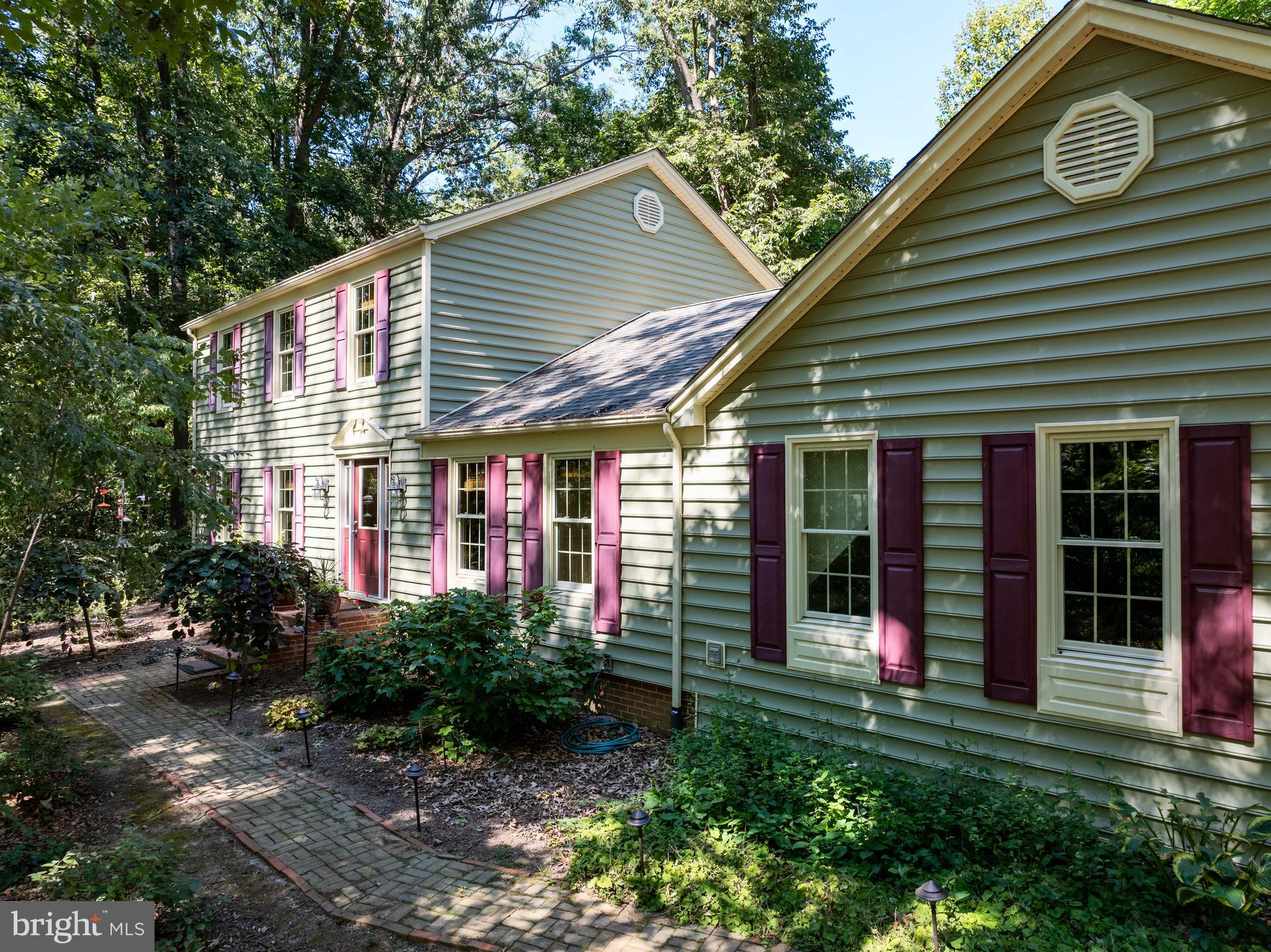 OAK TREE EAST - Residential