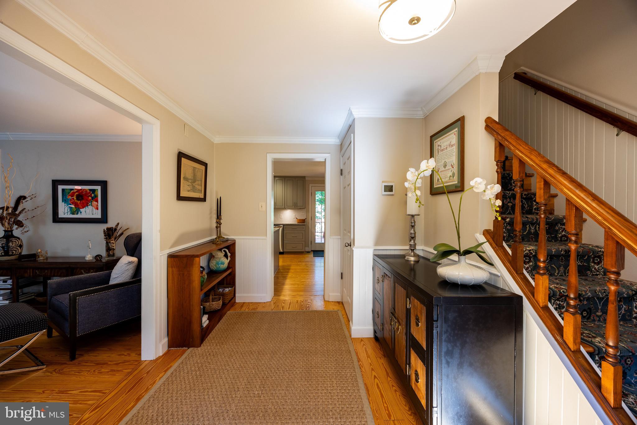 OAK TREE EAST - Residential