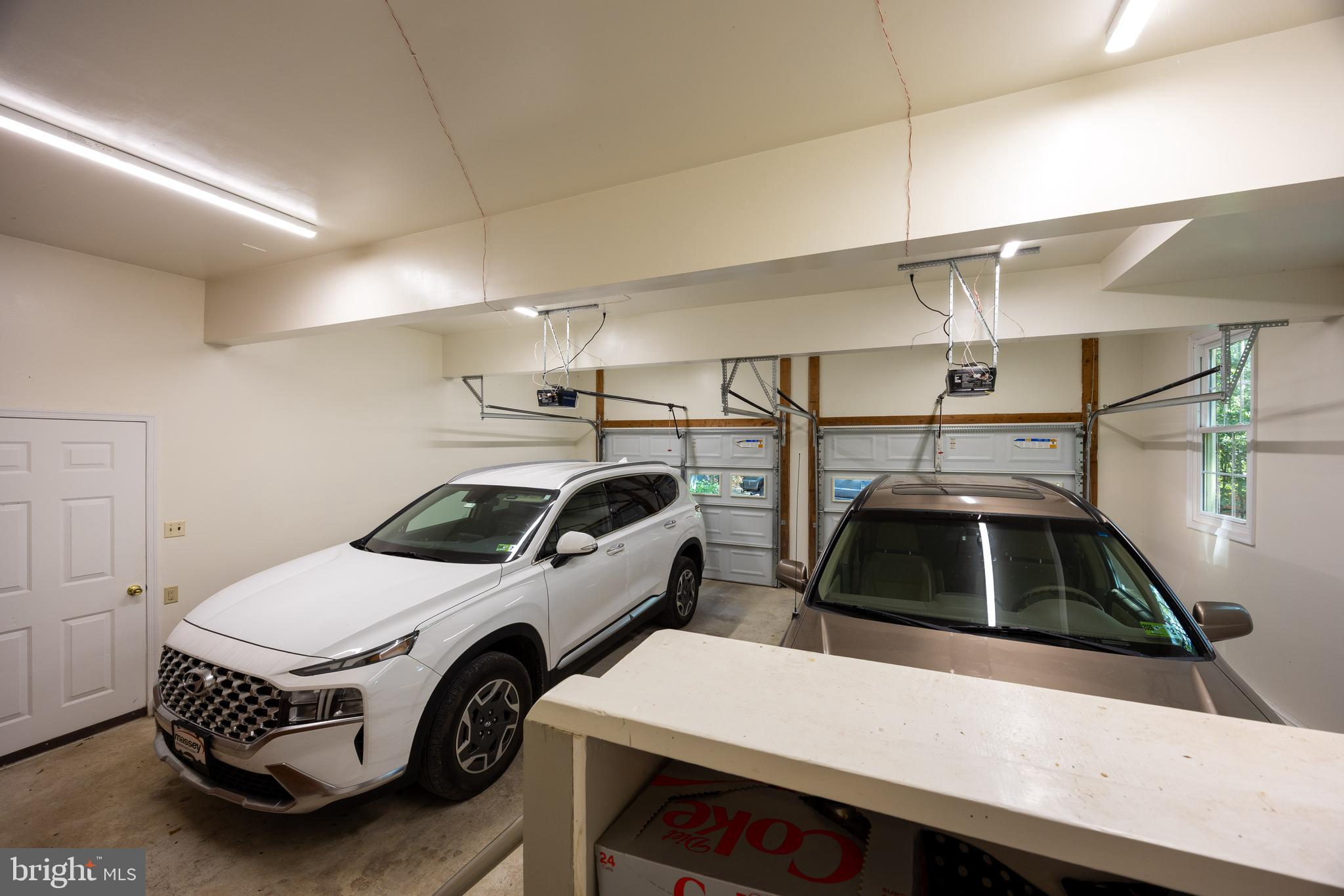 OAK TREE EAST - Residential