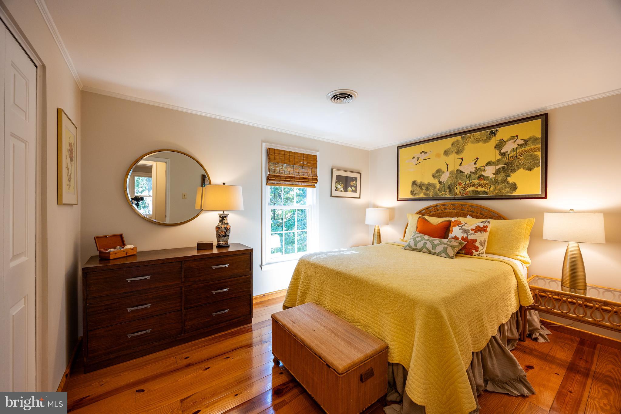 OAK TREE EAST - Residential