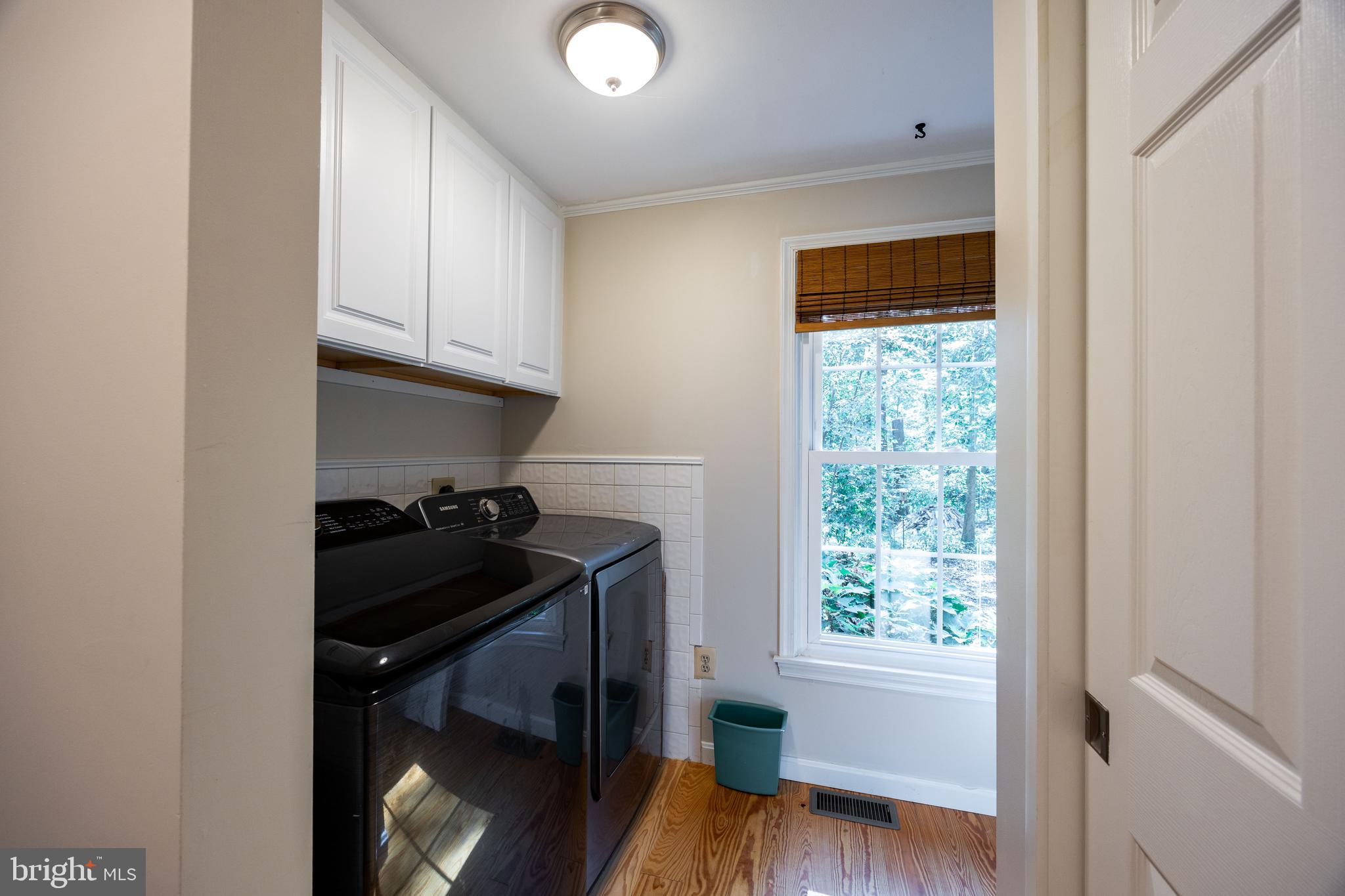 OAK TREE EAST - Residential