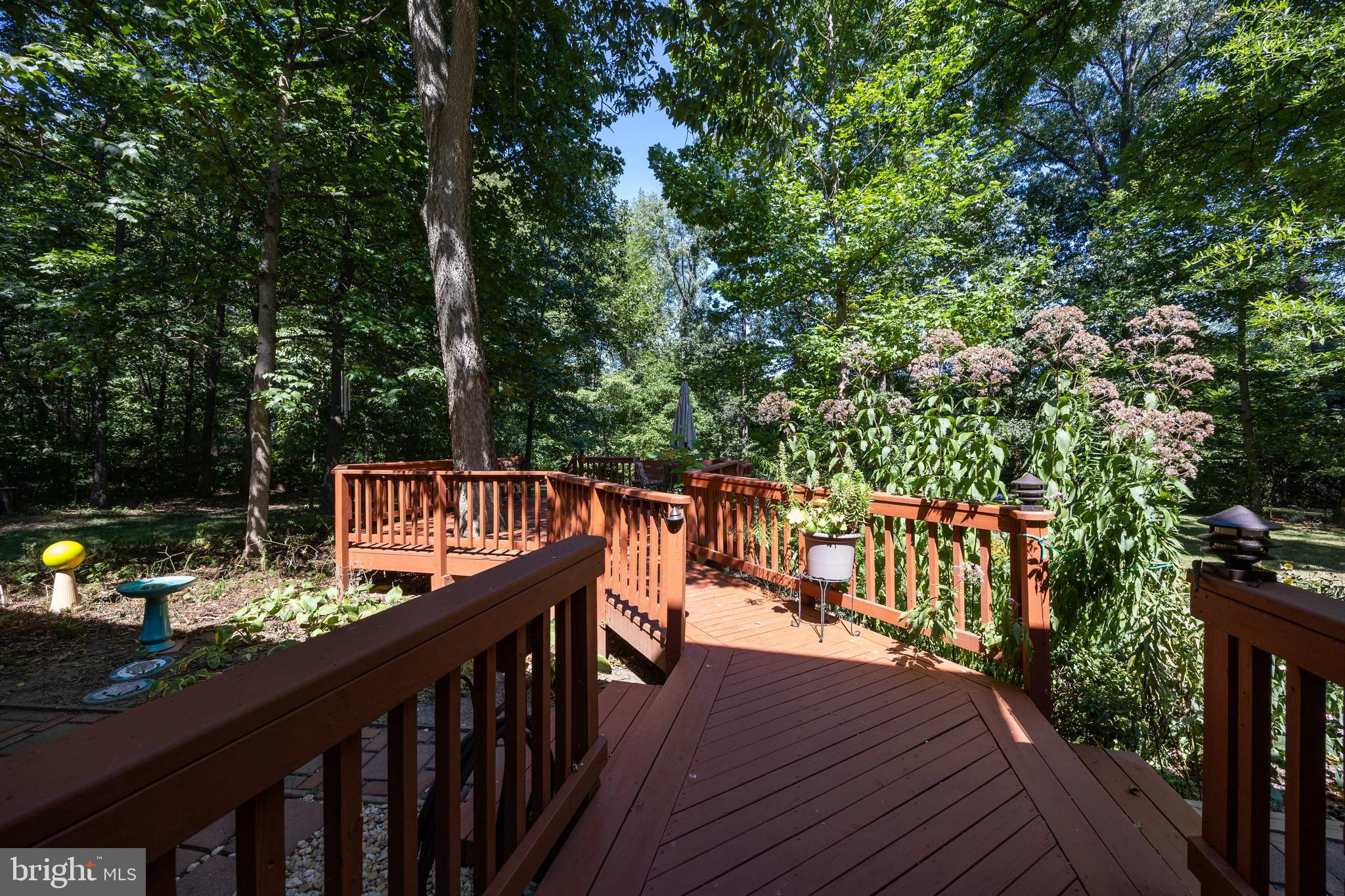 OAK TREE EAST - Residential